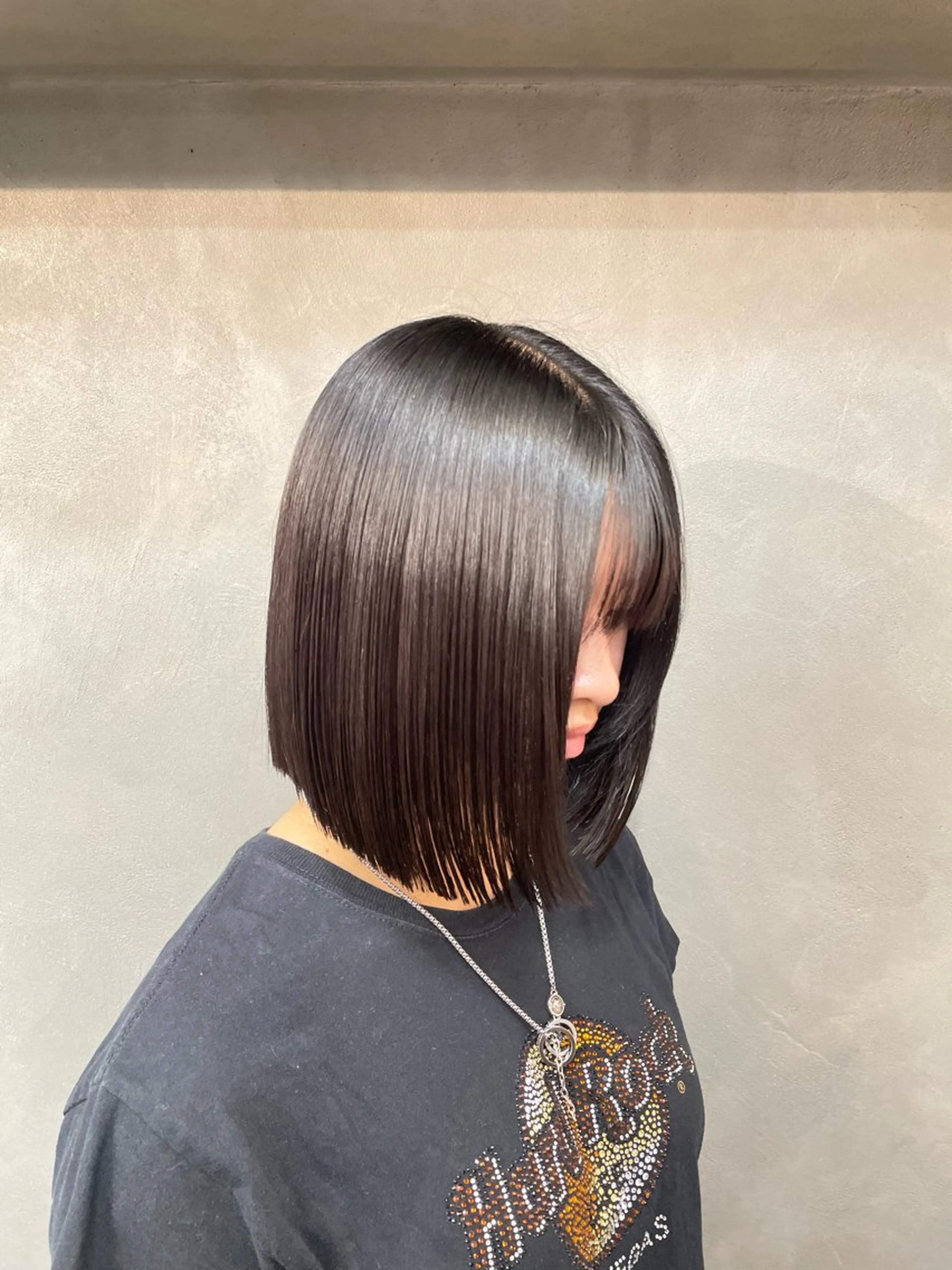 ミディアム ボブ カット TNB TOKYO所属・エクステ/コーンロウ KURUMI⛓️🔥のヘアスタイル