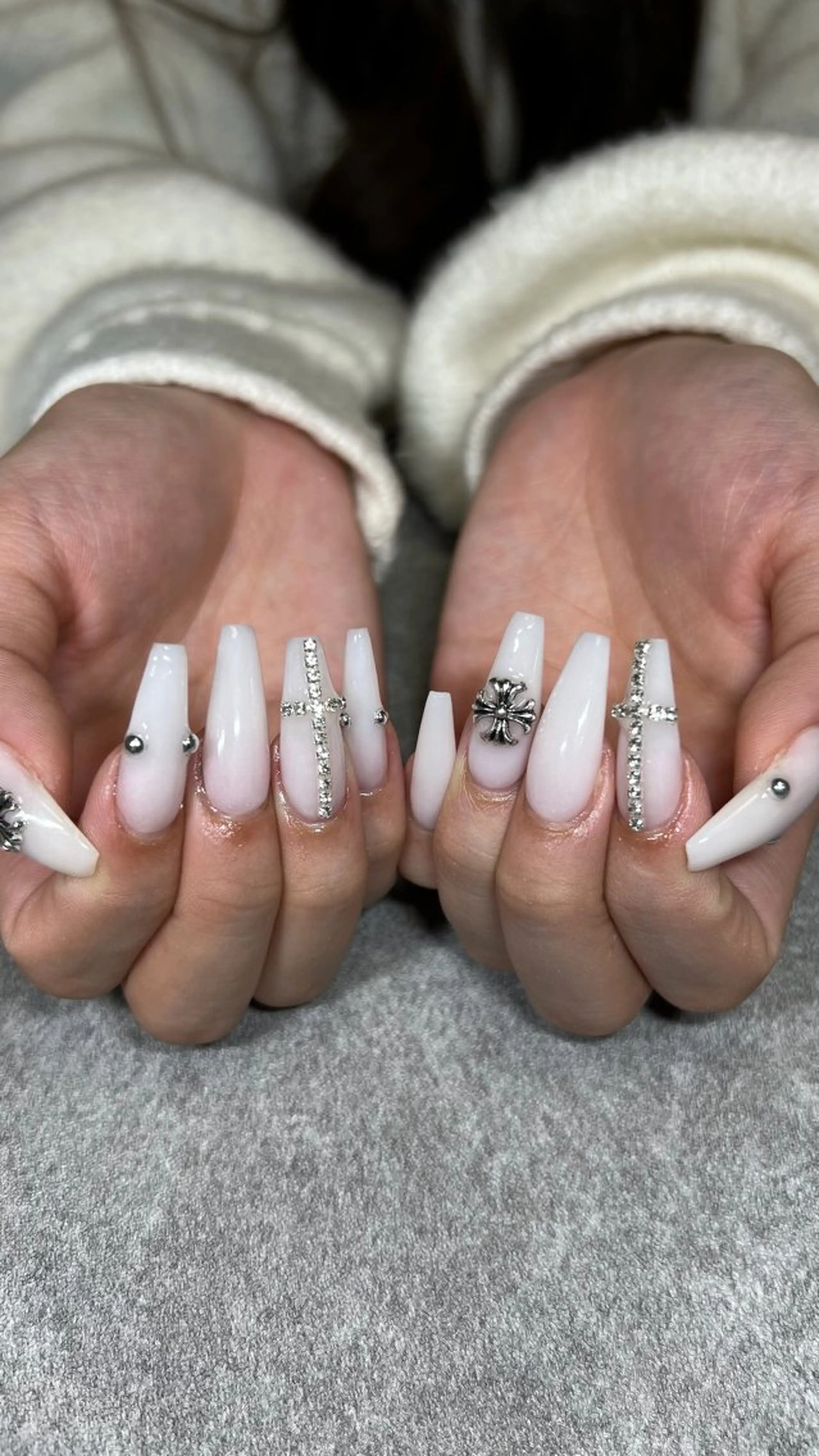 ネイル 𝐧𝐚𝐢𝐥 𝐌𝐢𝐖𝐢𝐢のネイルデザイン