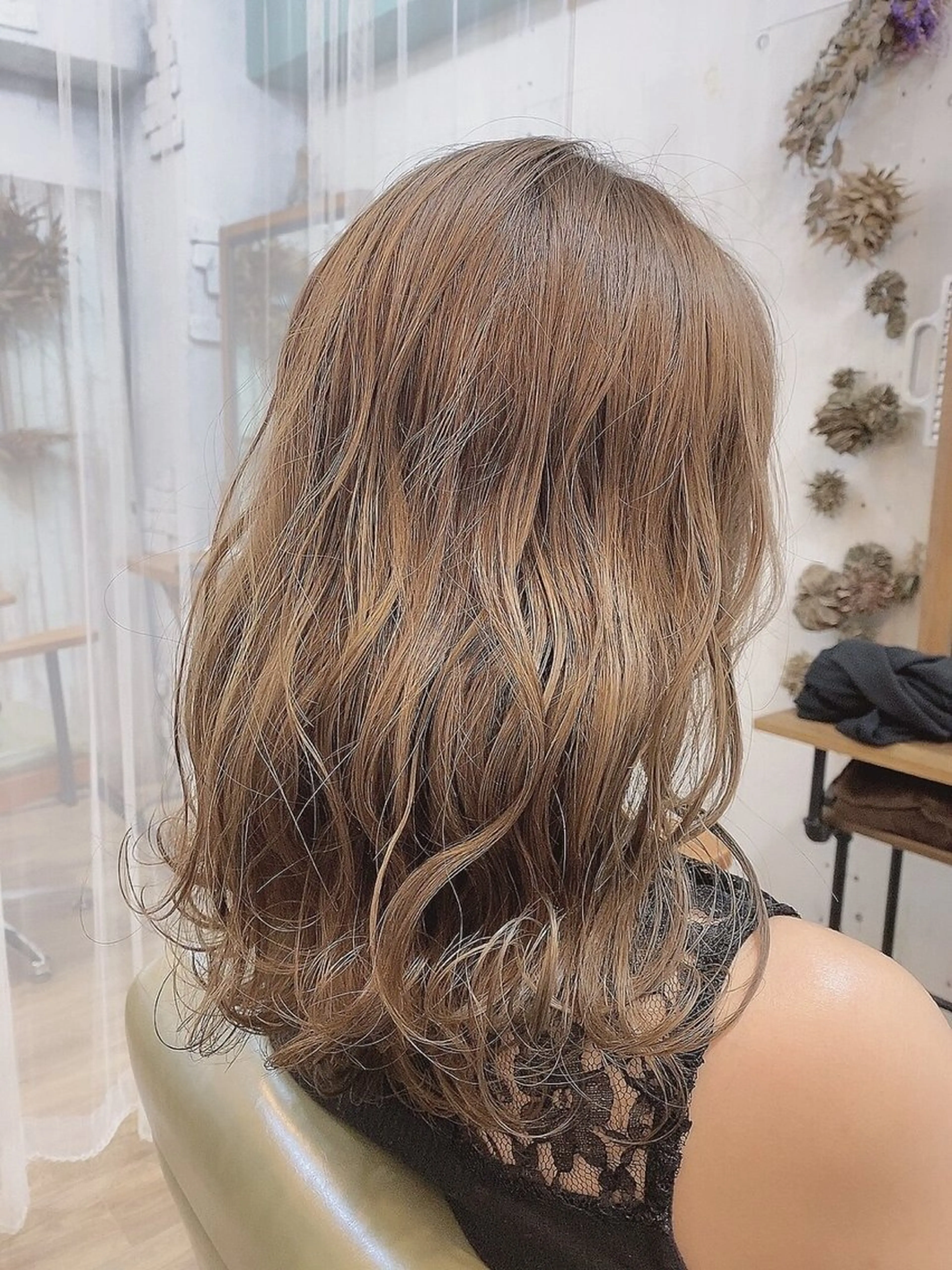 カラー Lapa ケンショーのヘアスタイル
