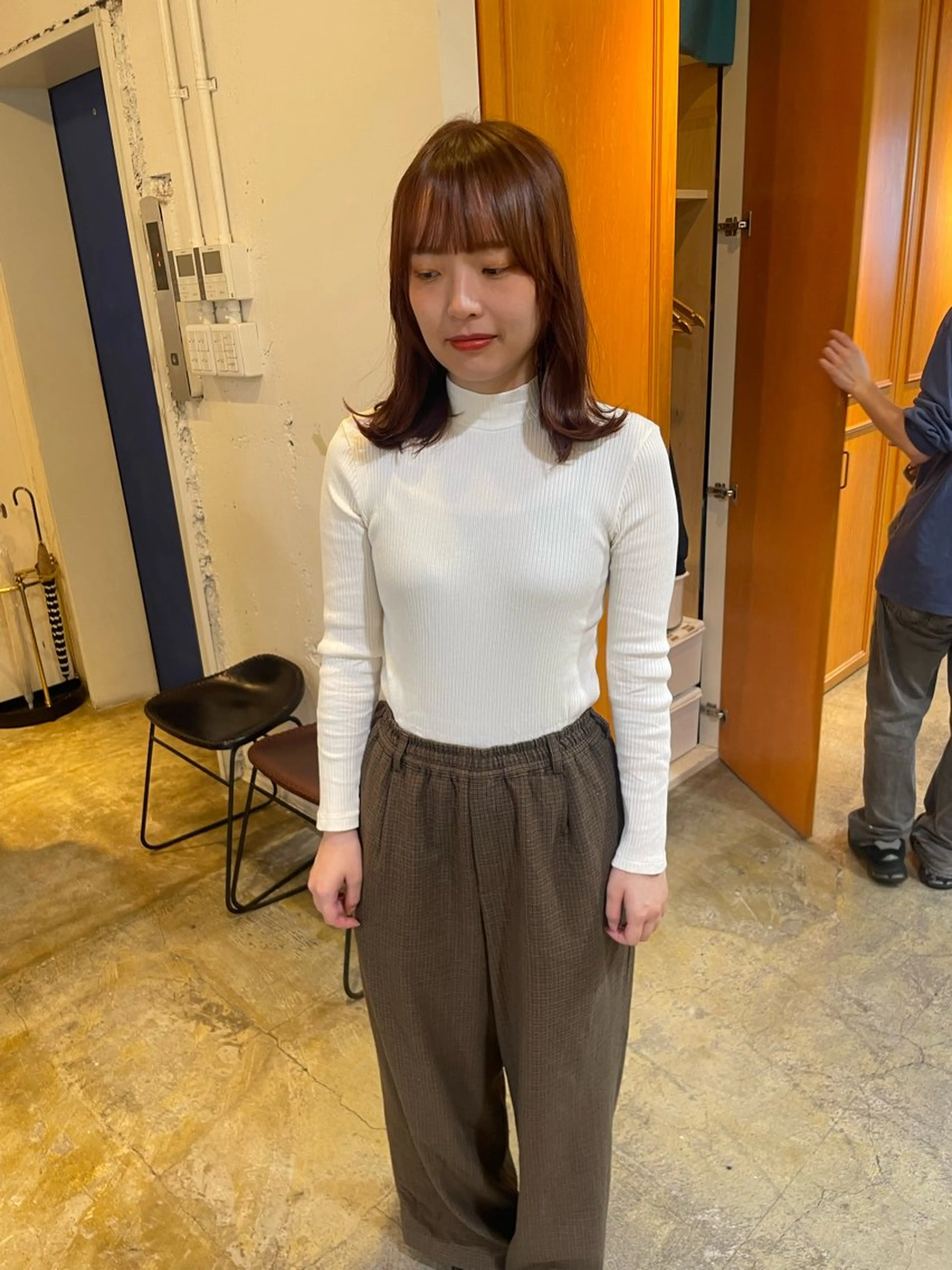 ミディアム カラー ブラウンカラー オレンジ オレンジブラウン MIOベージュカラー 柔らかいカラーのヘアスタイル