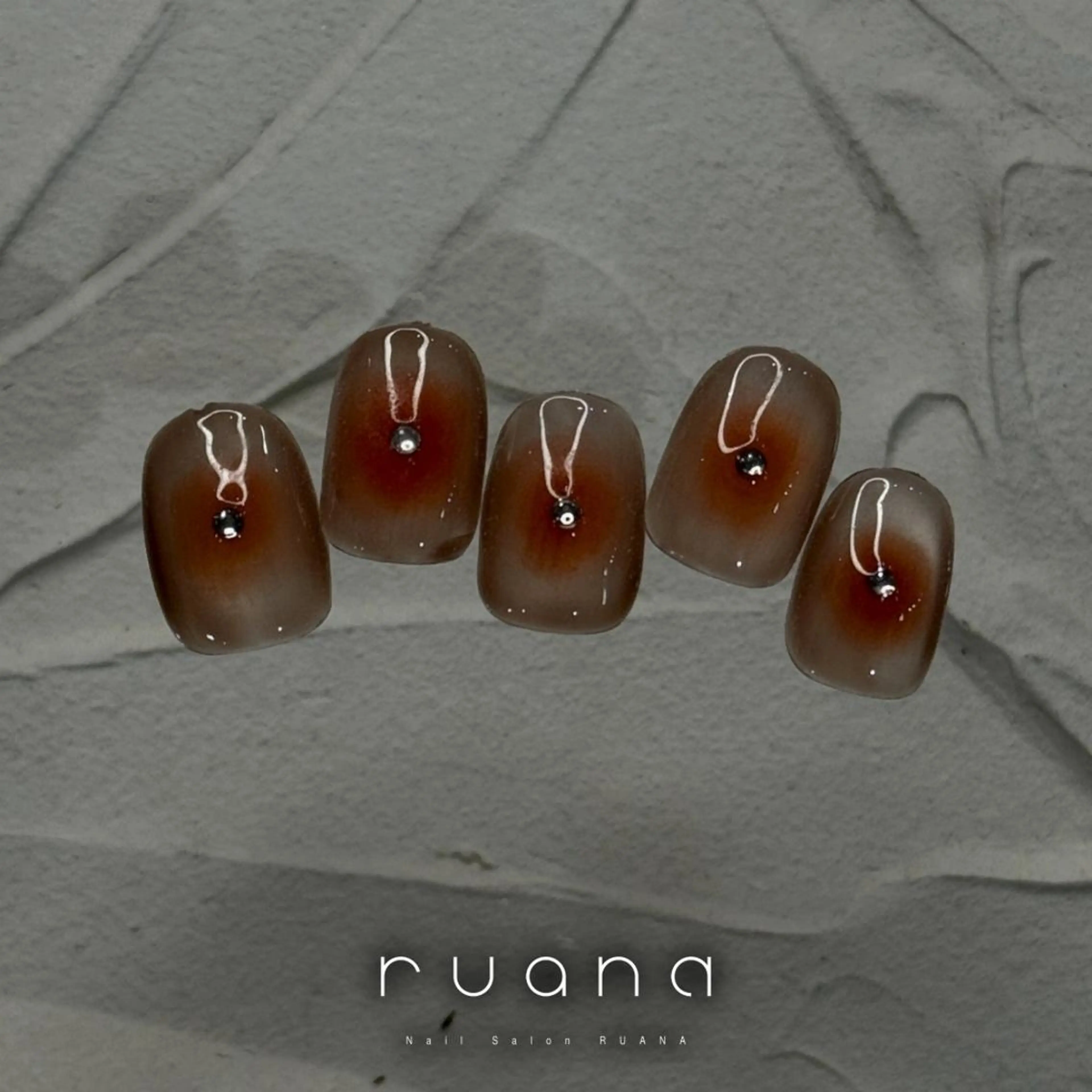 ネイル 阿武 美海のネイルデザイン