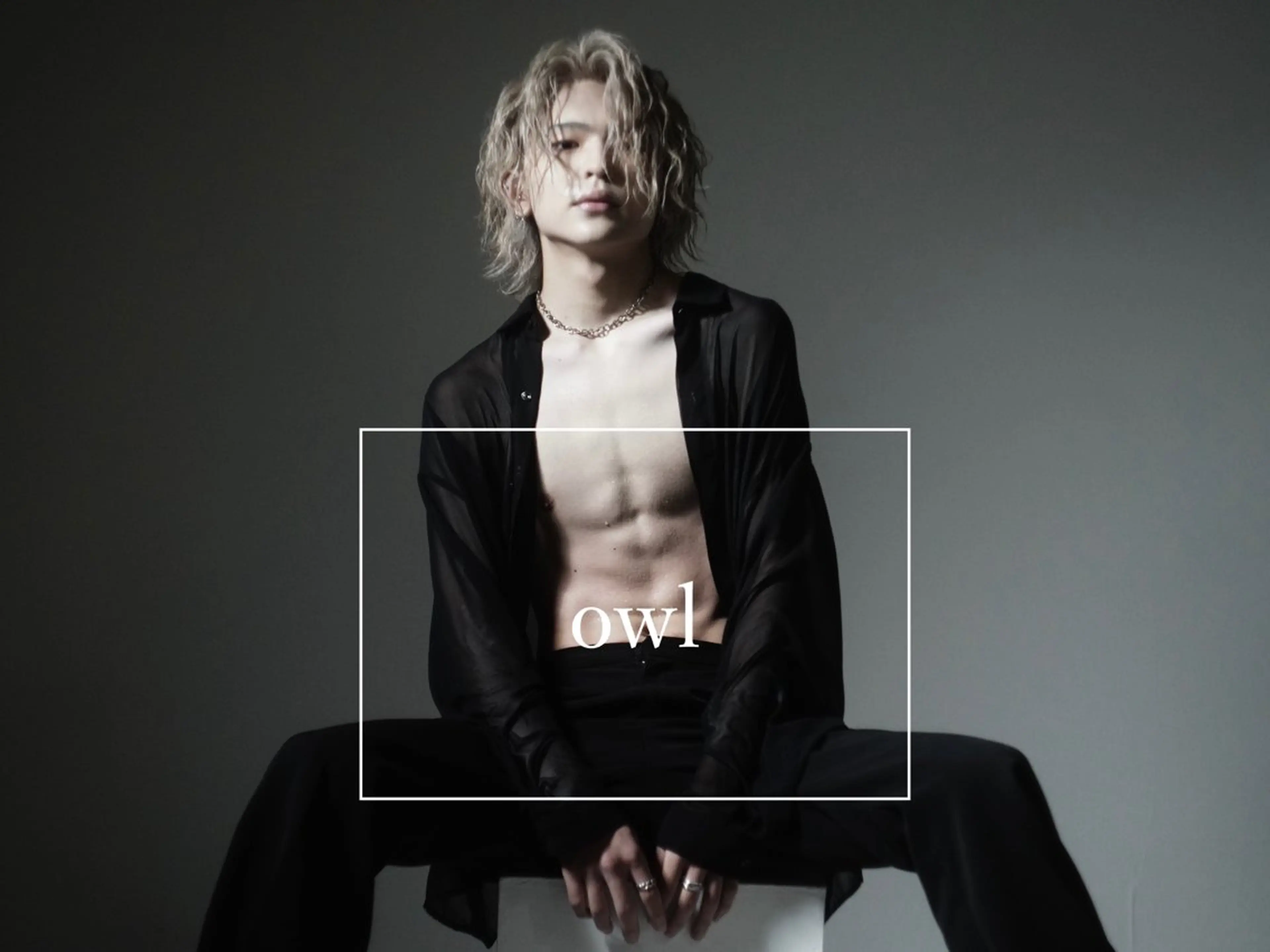 ミディアム カラー メンズ ミディアムパーマ フェードカット メンズパーマ プードルパーマ スペインカール カット ヘアカラー トリートメント ヘアセット メンズサロン【owl 心斎橋】難波/アメ村のヘアスタイル