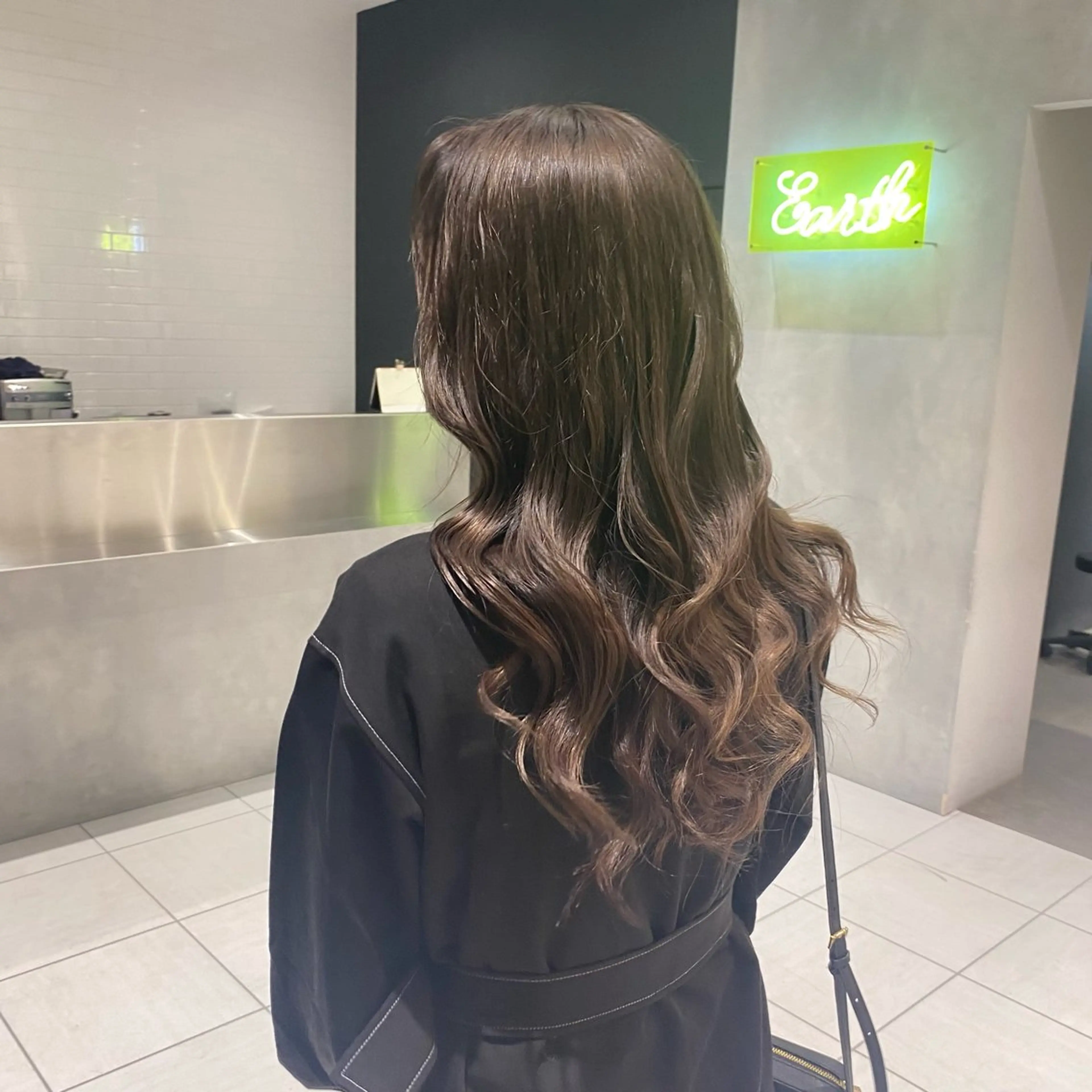 ロング 高橋 円のヘアスタイル