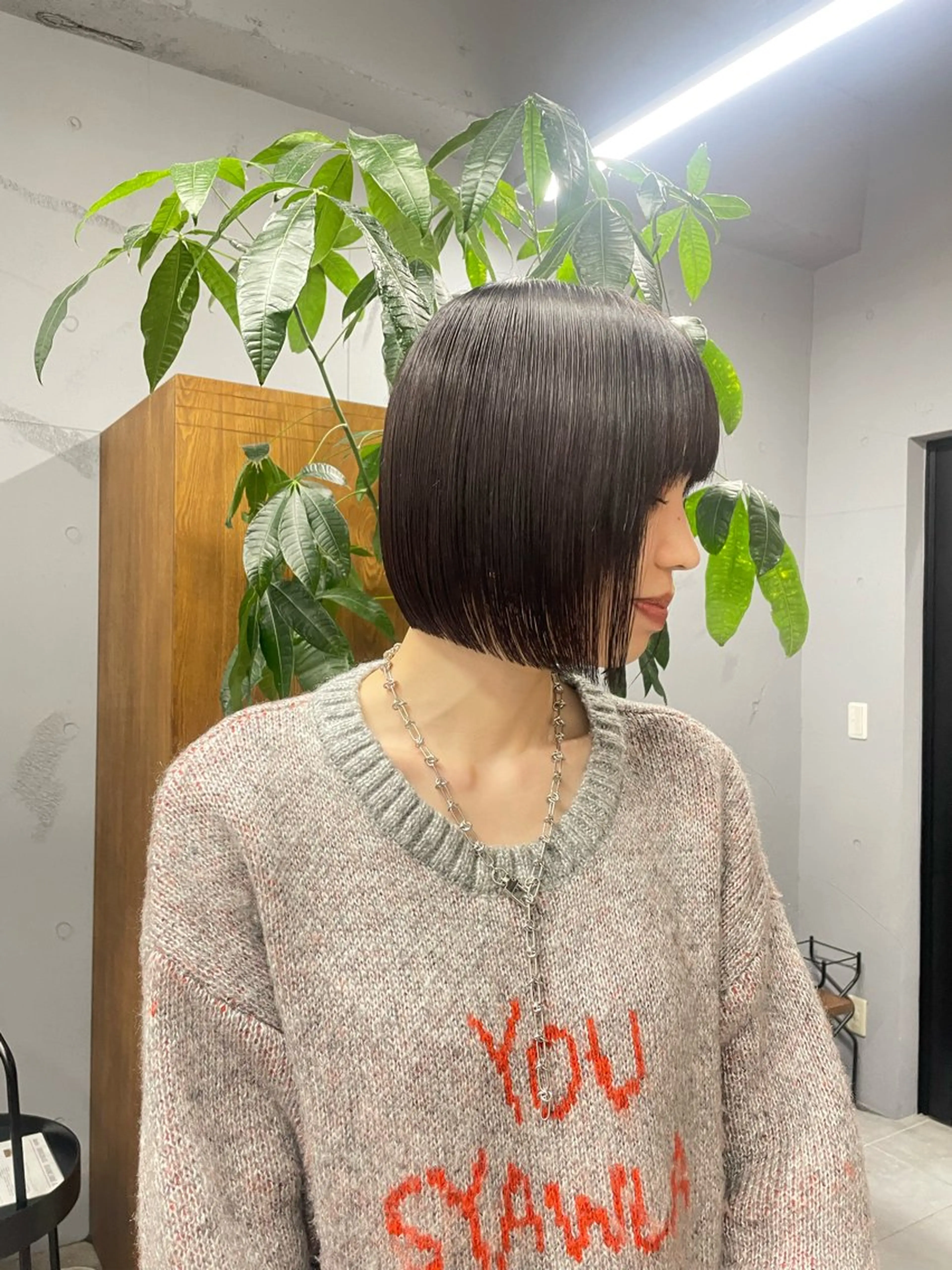 ショート 切りっぱなしボブ 前下がりボブ ボブ マツダ レンのヘアスタイル