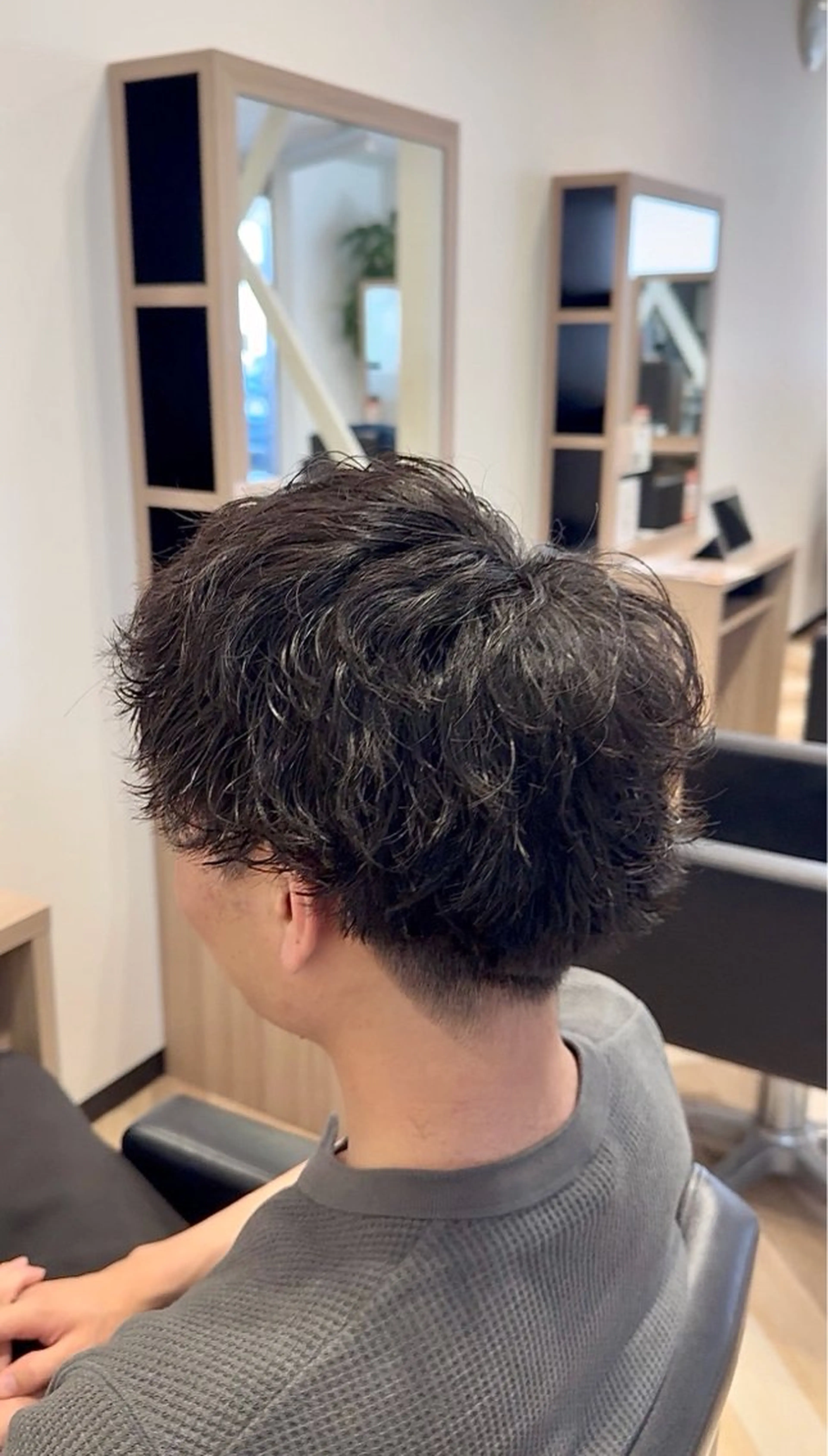 メンズ メンズパーマ シャドーパーマ 波巻きパーマ カット パーマ ✨艶/パーマ/長岡 /剣持快吏✨のヘアスタイル