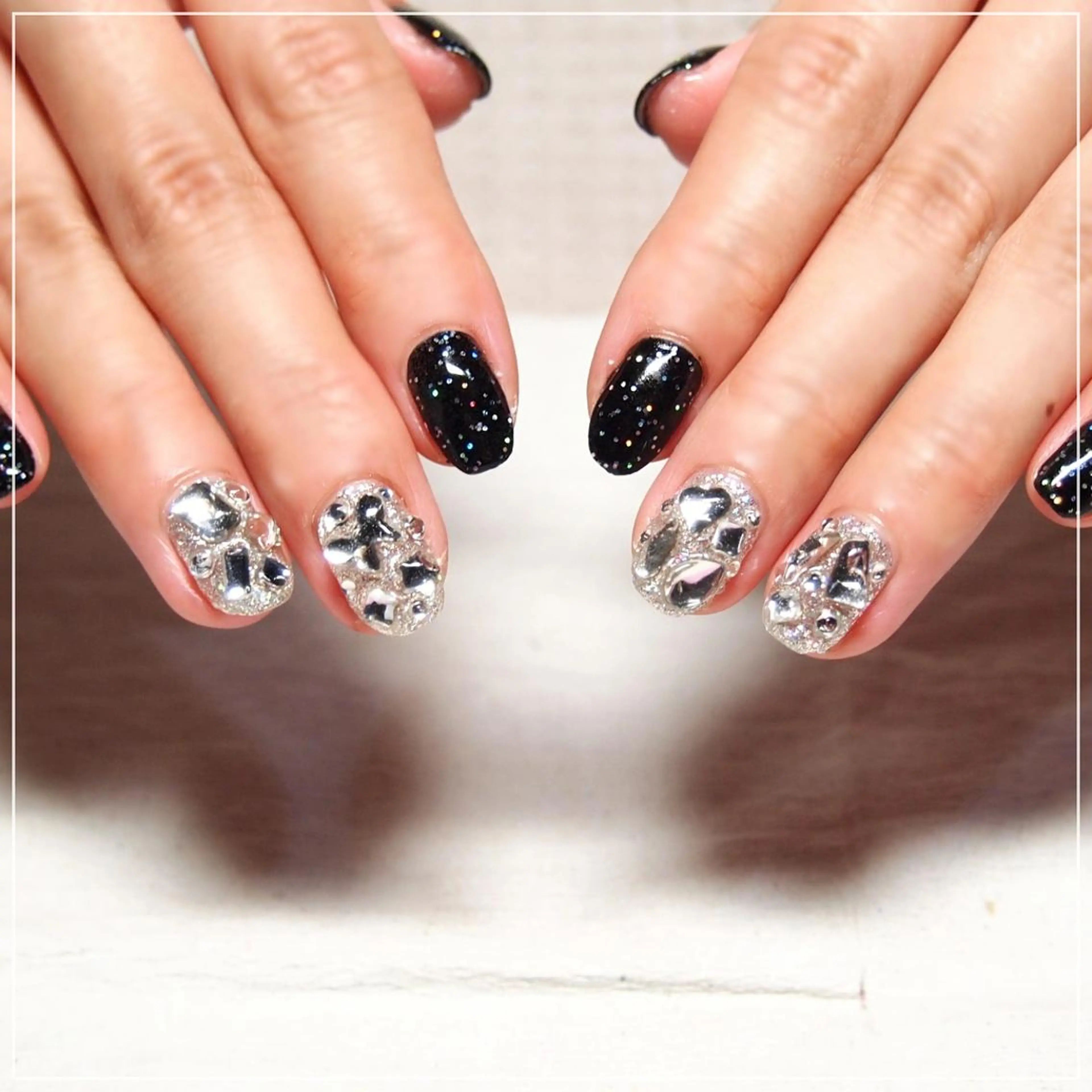 ネイル 山田 麻衣のネイルデザイン