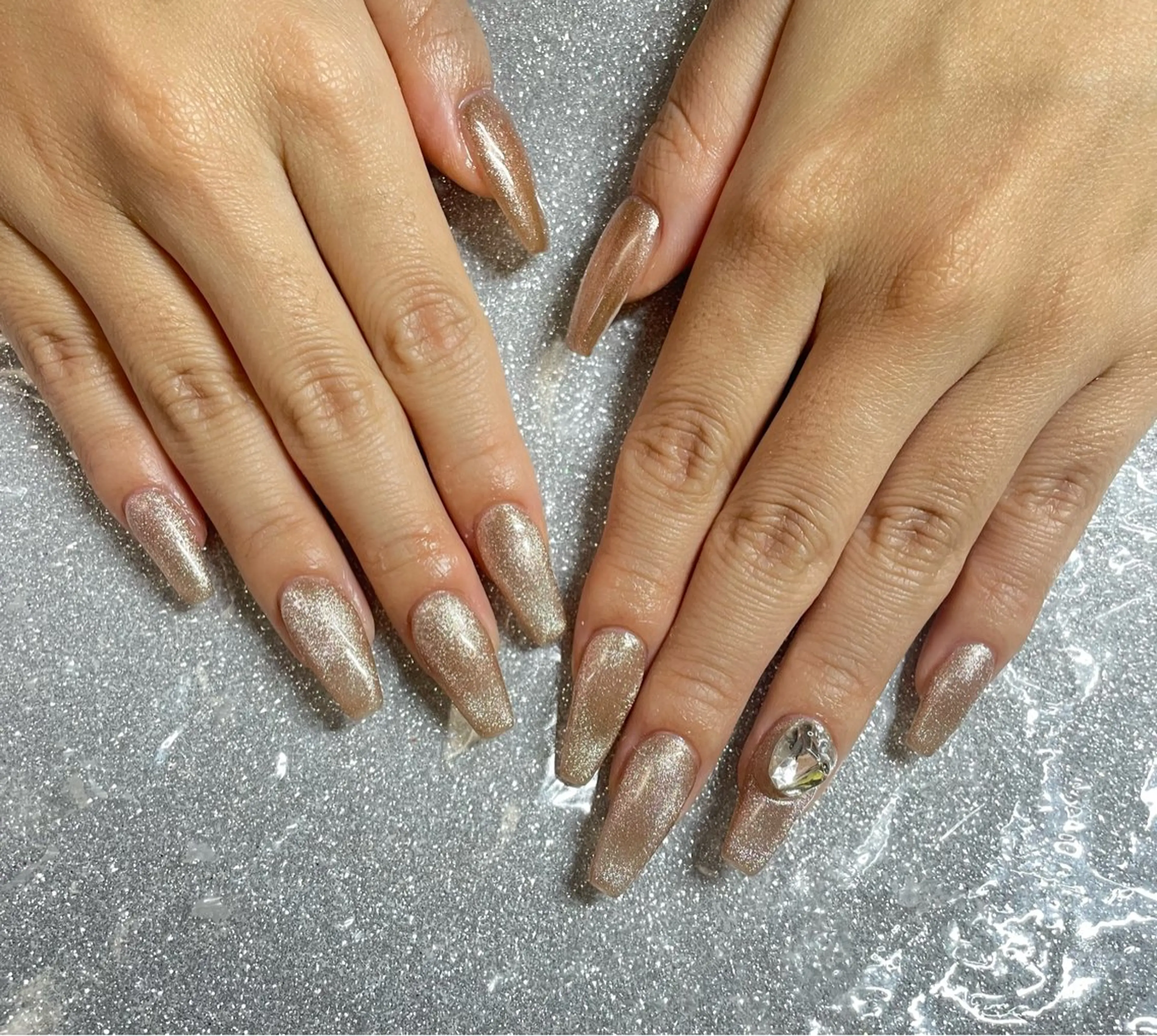 ネイル ハンドネイル VIERU 🌈🎀💖のネイルデザイン