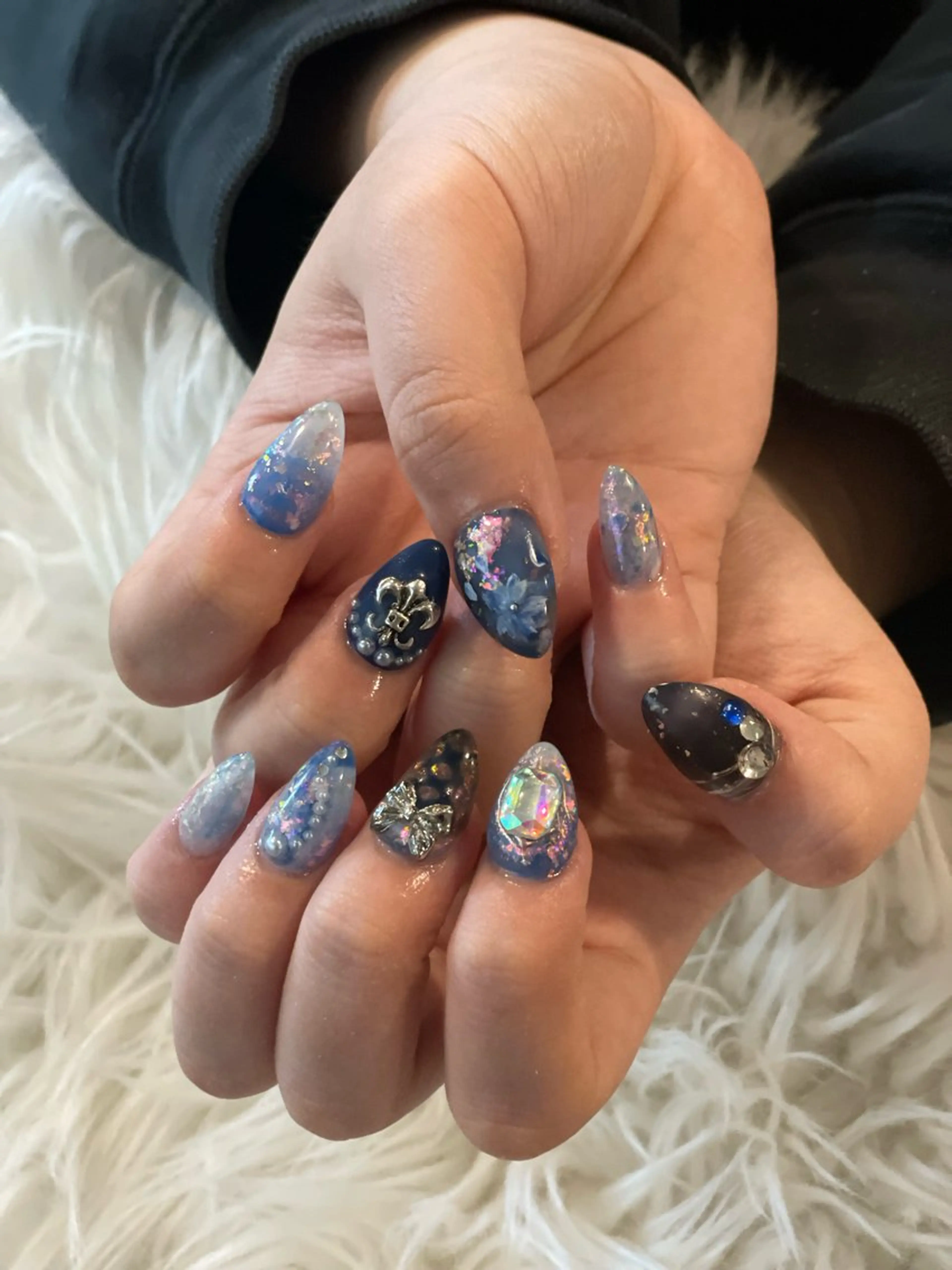 ネイル ハンドネイル 88-nail. AKANEのネイルデザイン