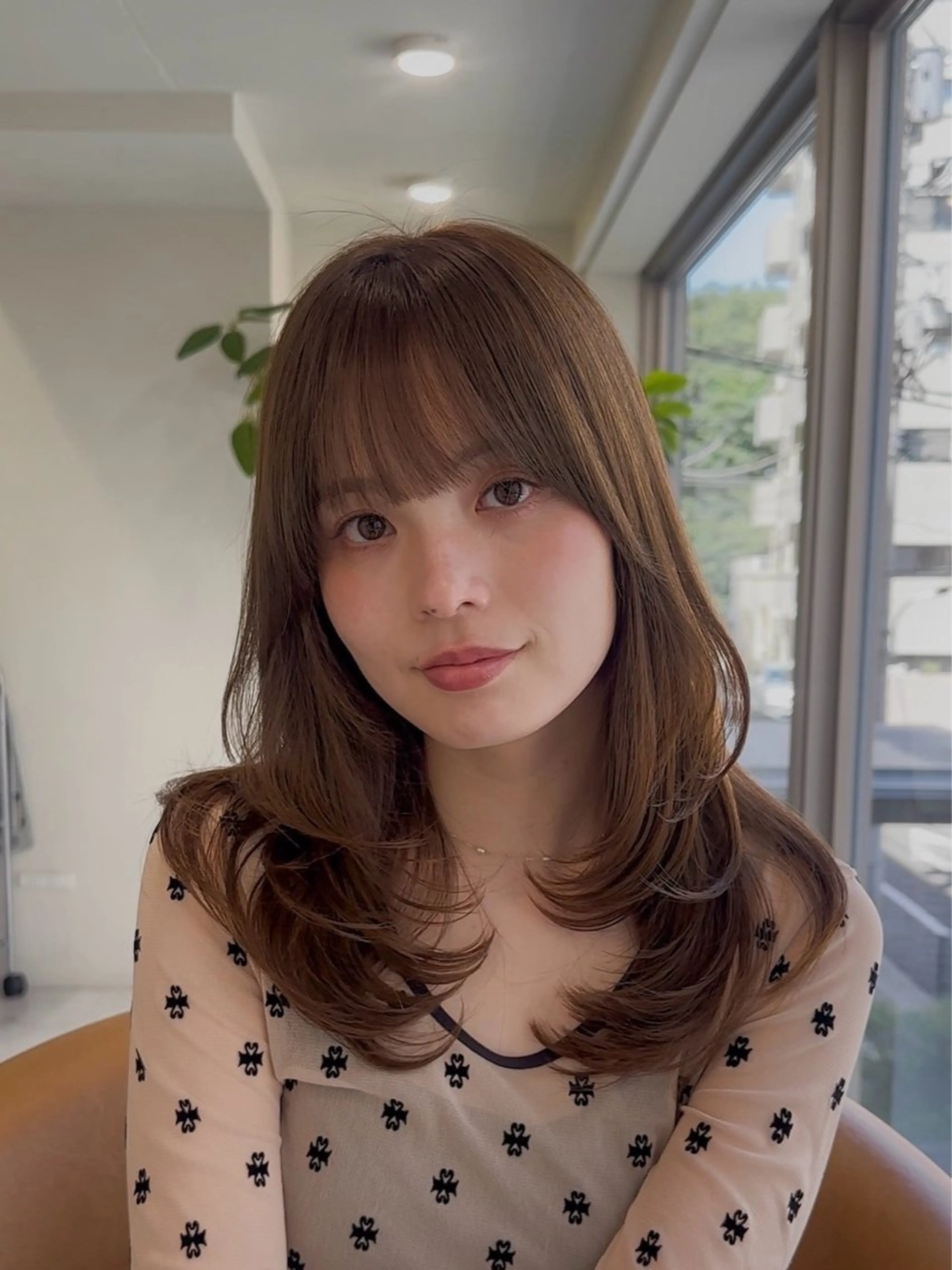 セミロング カラー ヘアアレンジ カット ヘアカラー ボブ/縮毛矯正/美髪 似合わせ/透明感カラのヘアスタイル