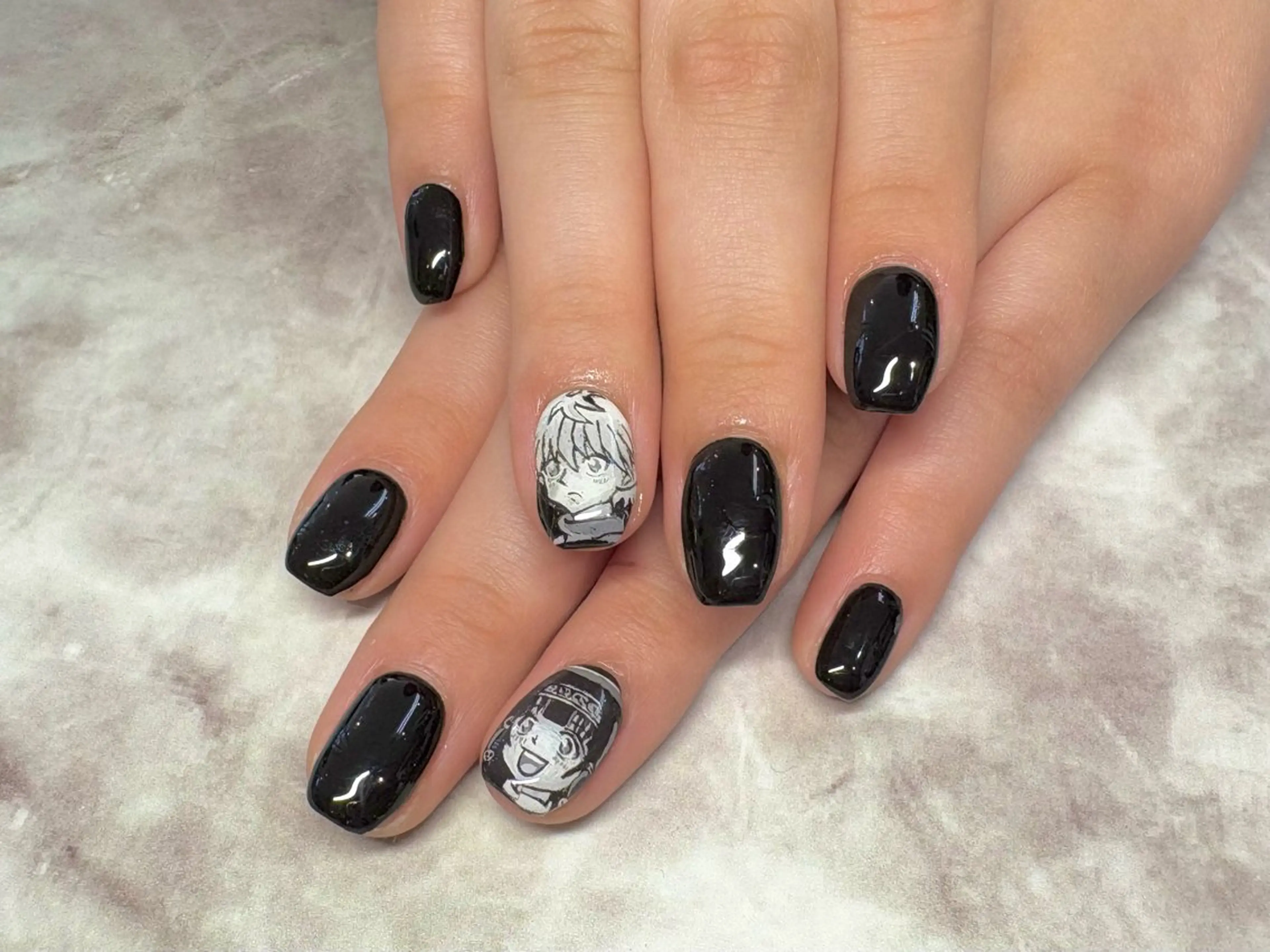 【再来】モノクロ痛ネイル2本&ワンカラーorグラデーション メニュー価格+指名料¥770頂いておりますの写真