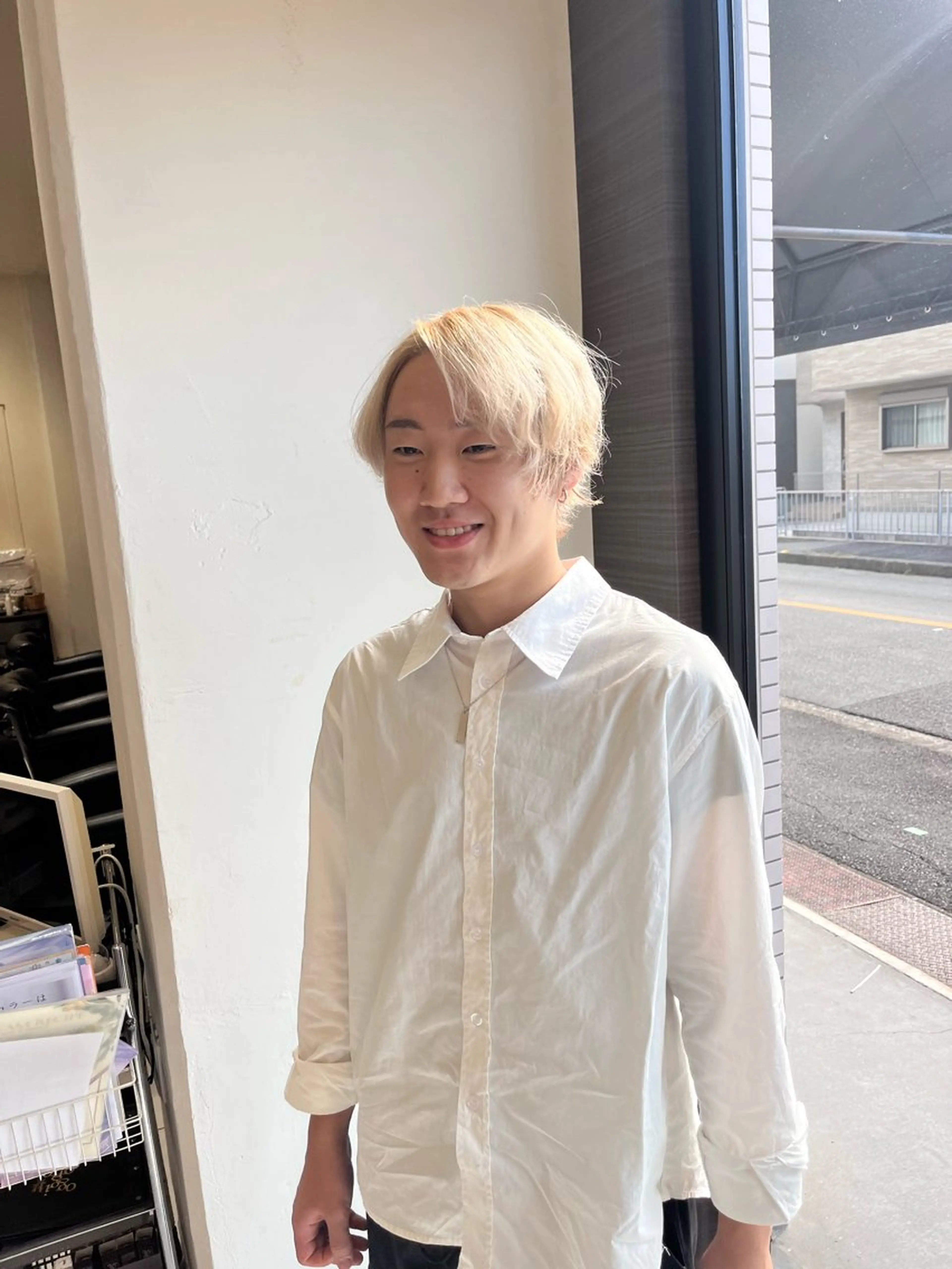 メンズ メンズブリーチ カット ヘアカラー トリートメント 小野 友暉のヘアスタイル