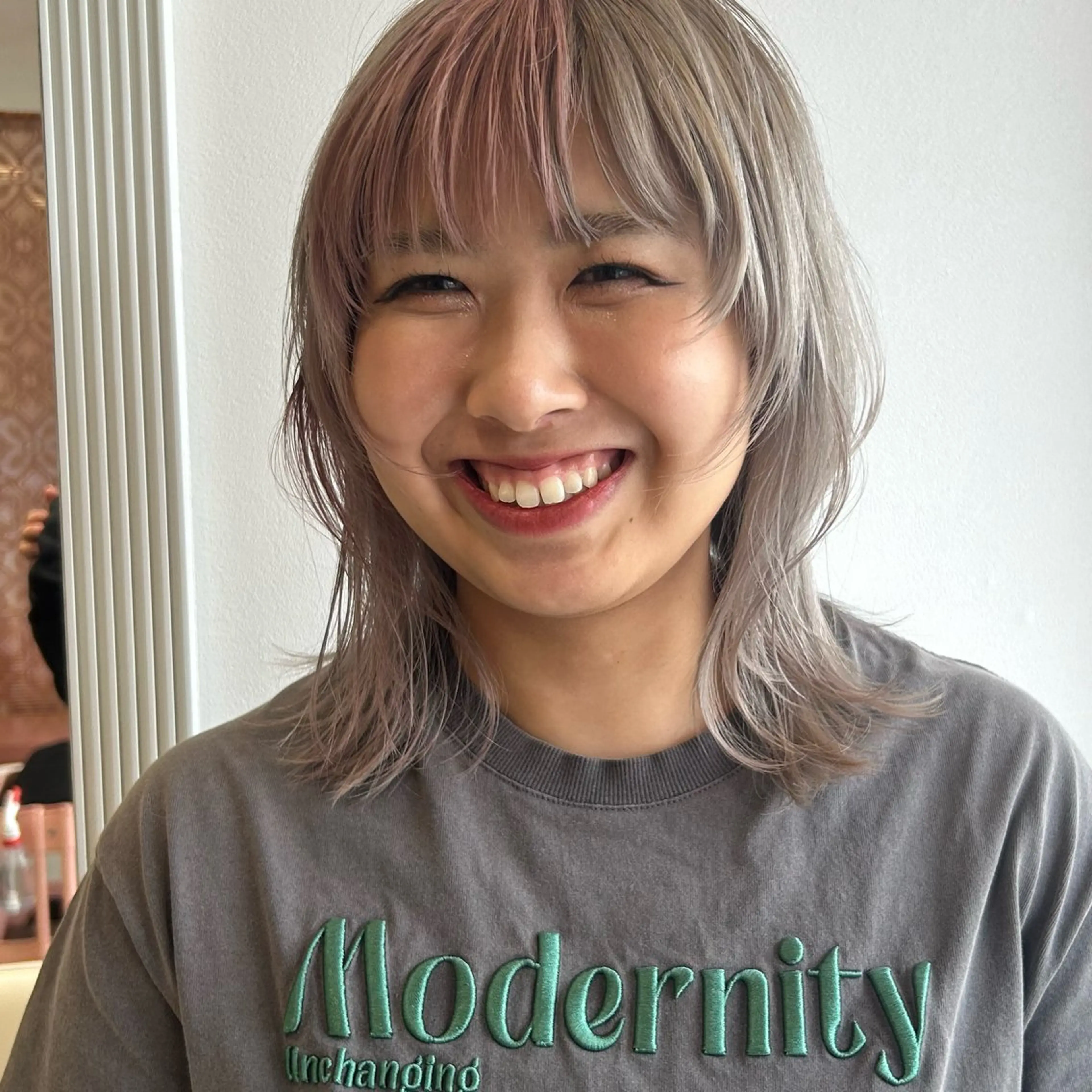 セミロング カラー 💙ルル💙 ハイトーン/レイヤーのヘアスタイル