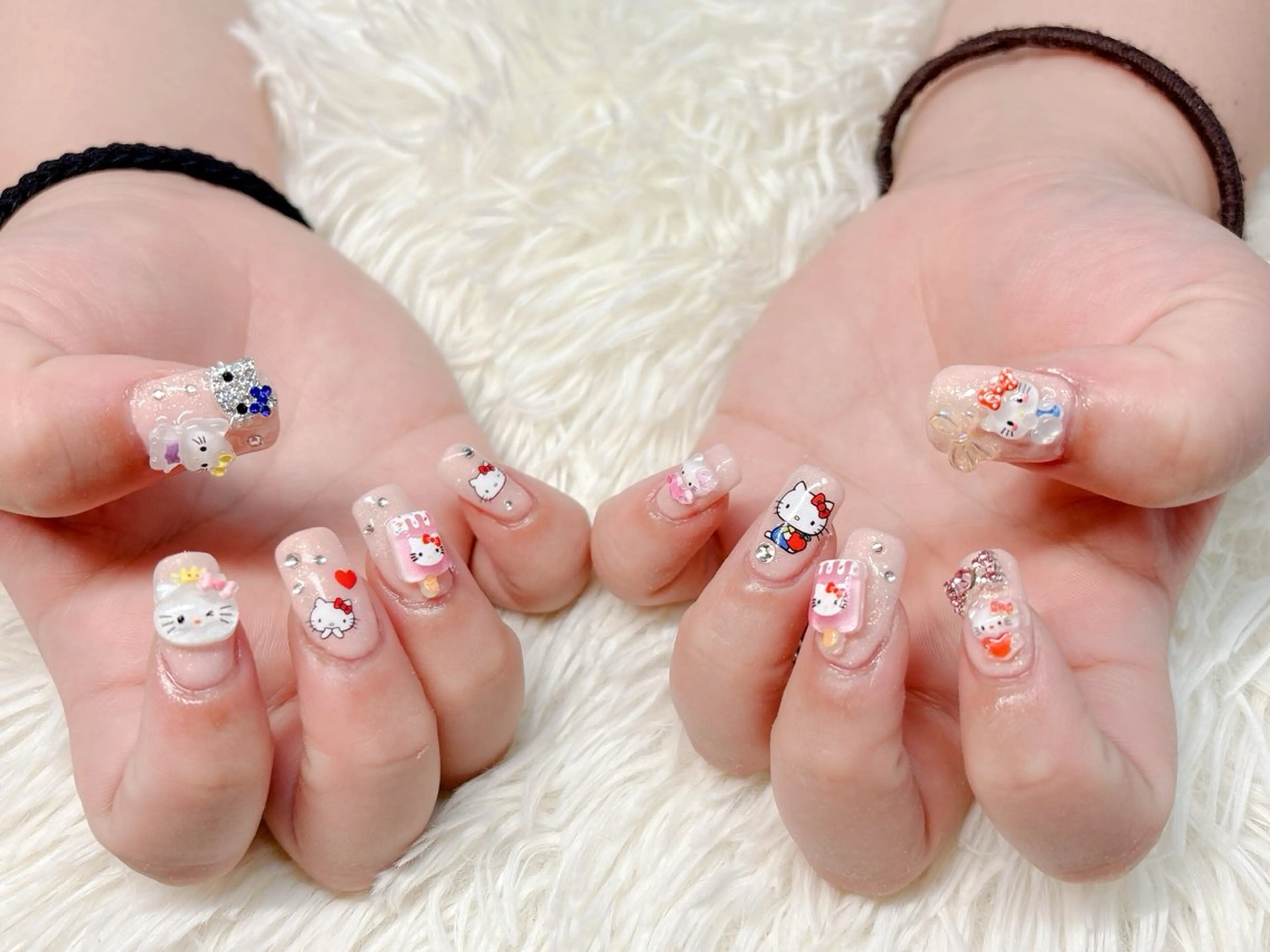 ネイル パッチリオメメ Lianaのネイルデザイン