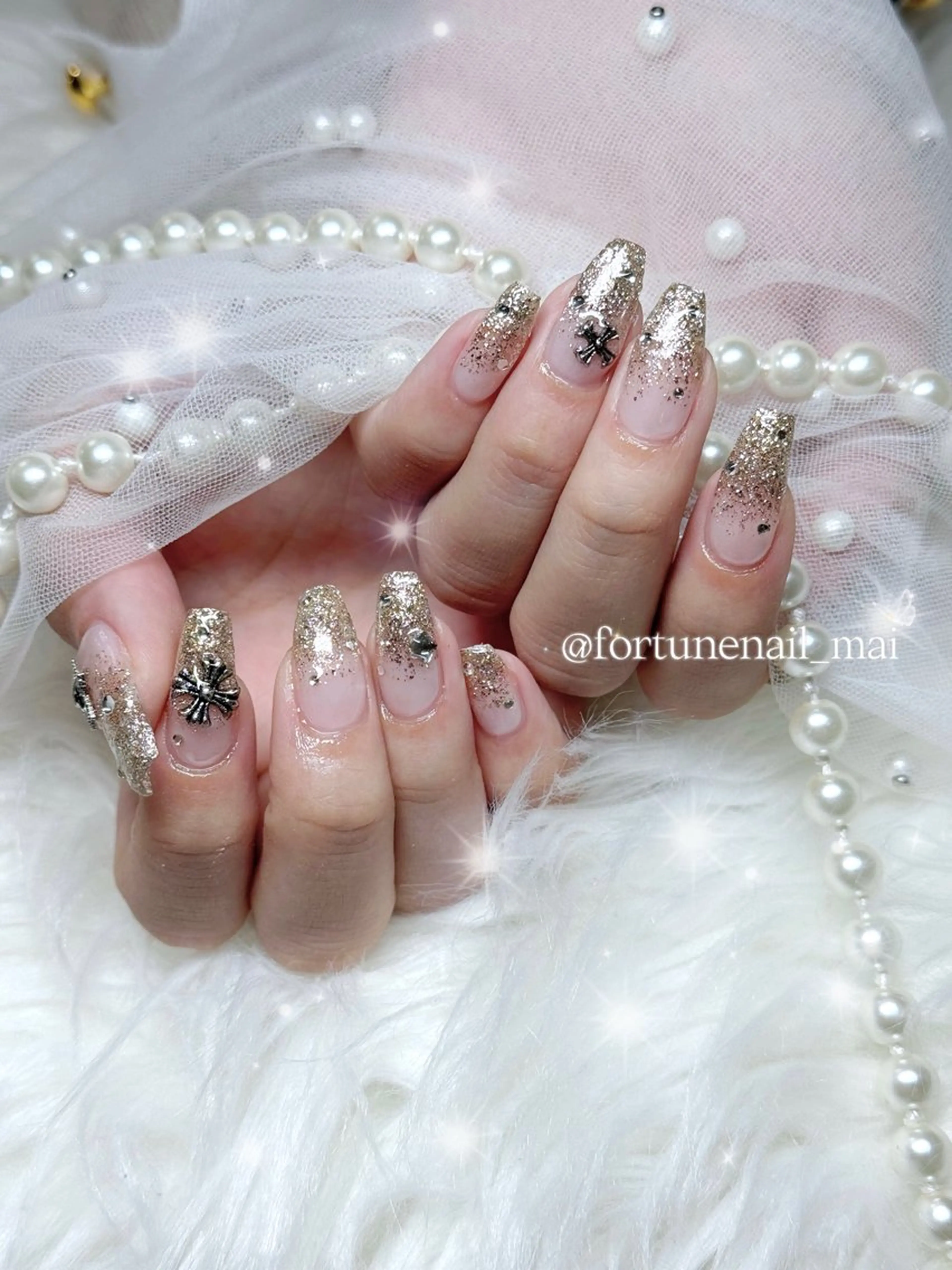 ネイル ラメ(グリッター) ラメグラデーション ハンドネイル 🎀Mai 🎀✩.*のネイルデザイン