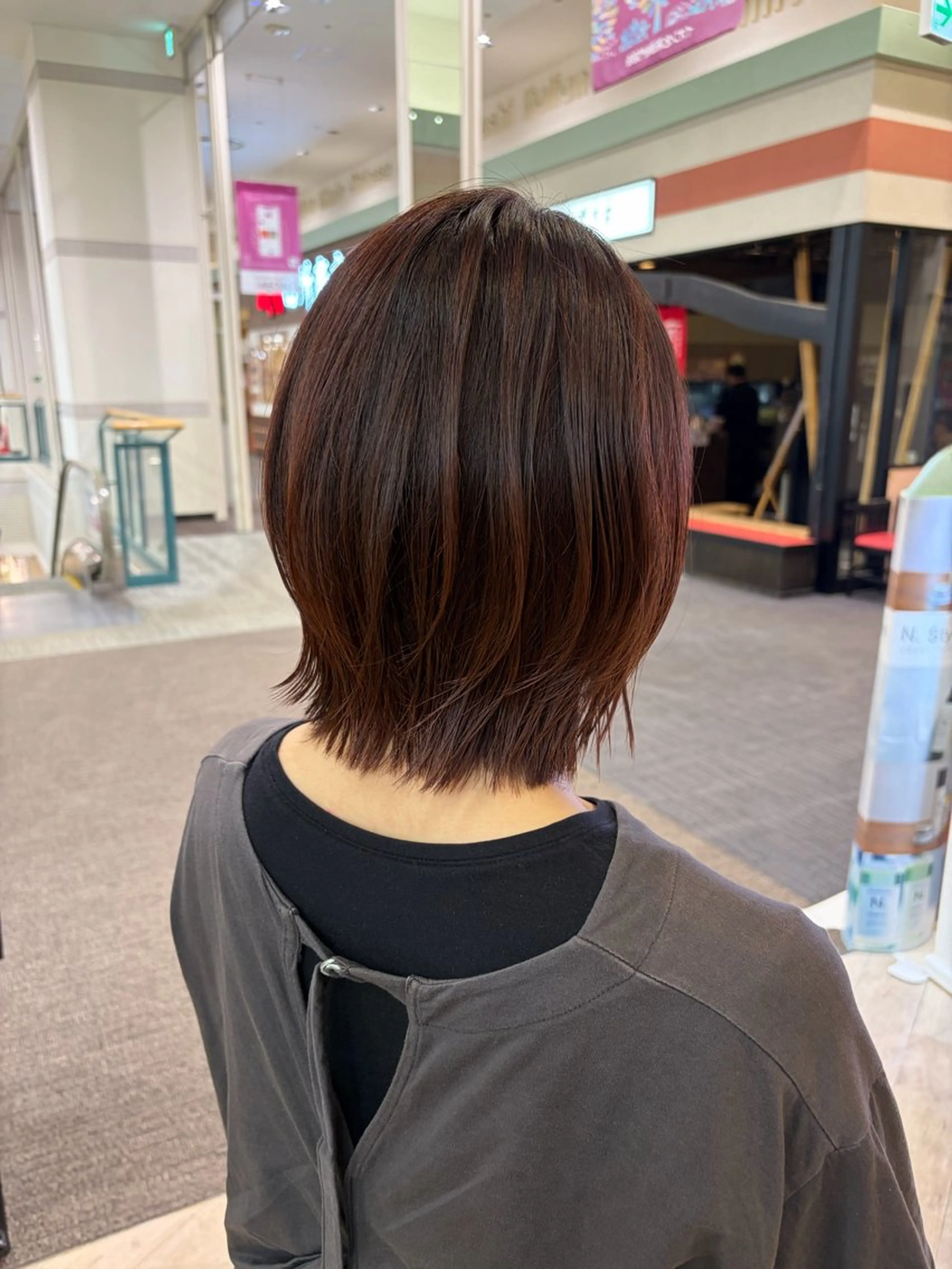 ミディアム 坂爪 智哉のヘアスタイル