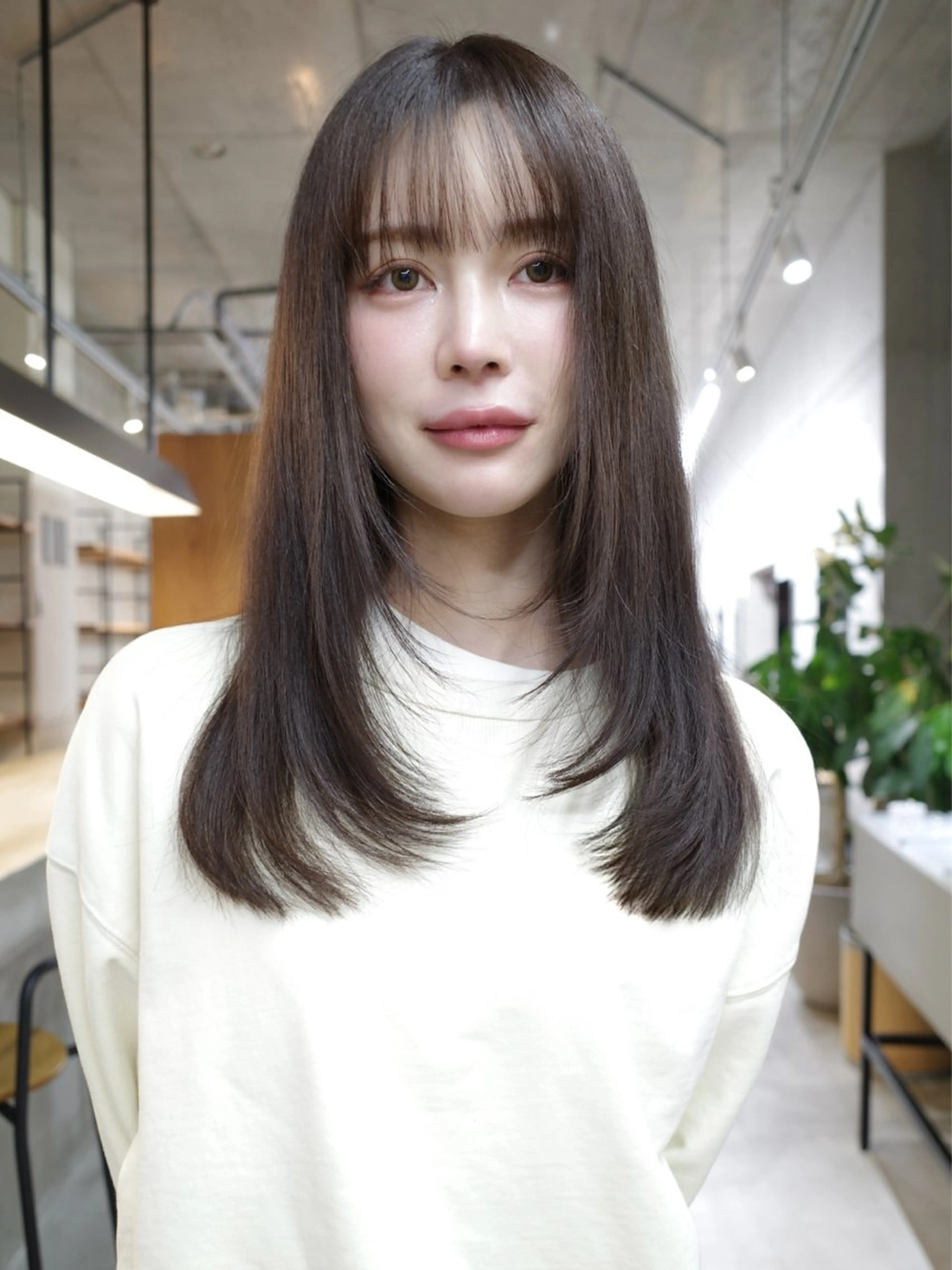 ミディアム ミディアムレイヤー レイヤーカット カット ヘアカラー son hair所属・葉 /レイヤーカットのヘアスタイル
