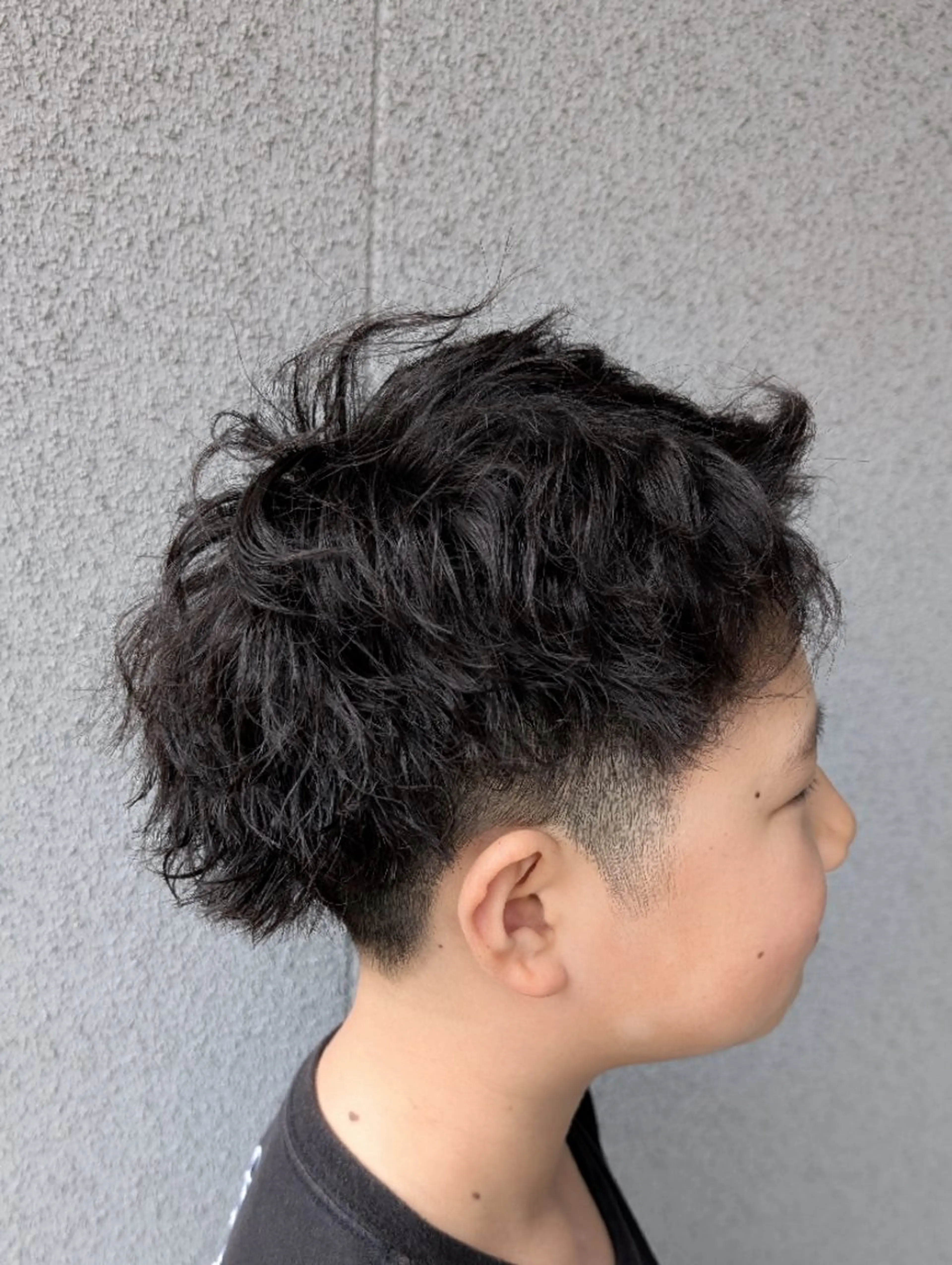 ショート メンズ メンズパーマ 学生（メンズ向け） 学生 ヘアカラー パーマ トリートメント 河野日南/メンズ全般 /ヘアケア/髪質改善のヘアスタイル
