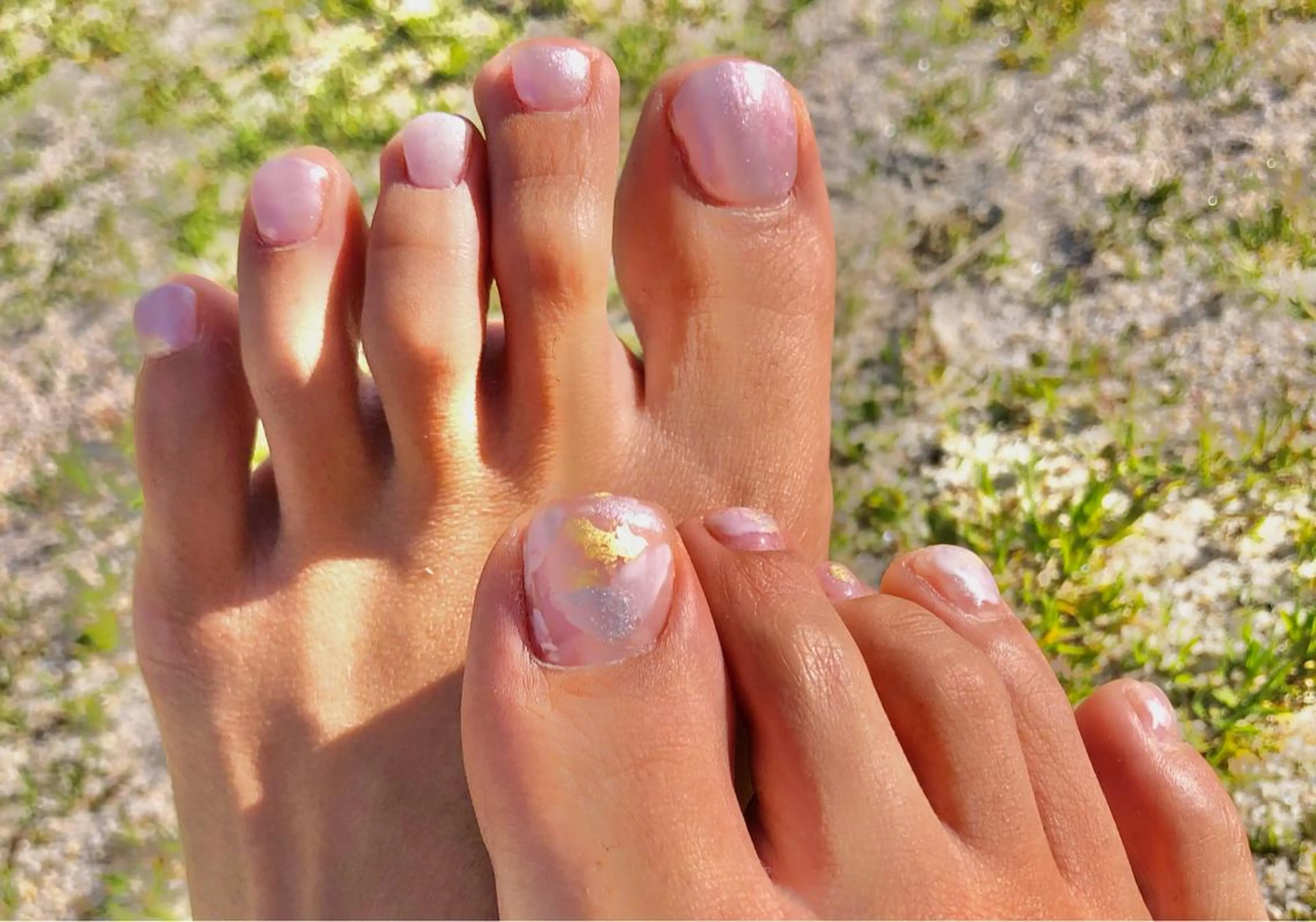 キッズ ネイル オーロラネイル フットネイル ニュアンスネイル フットネイル おうちネイルサロン RINAのその他イメージ