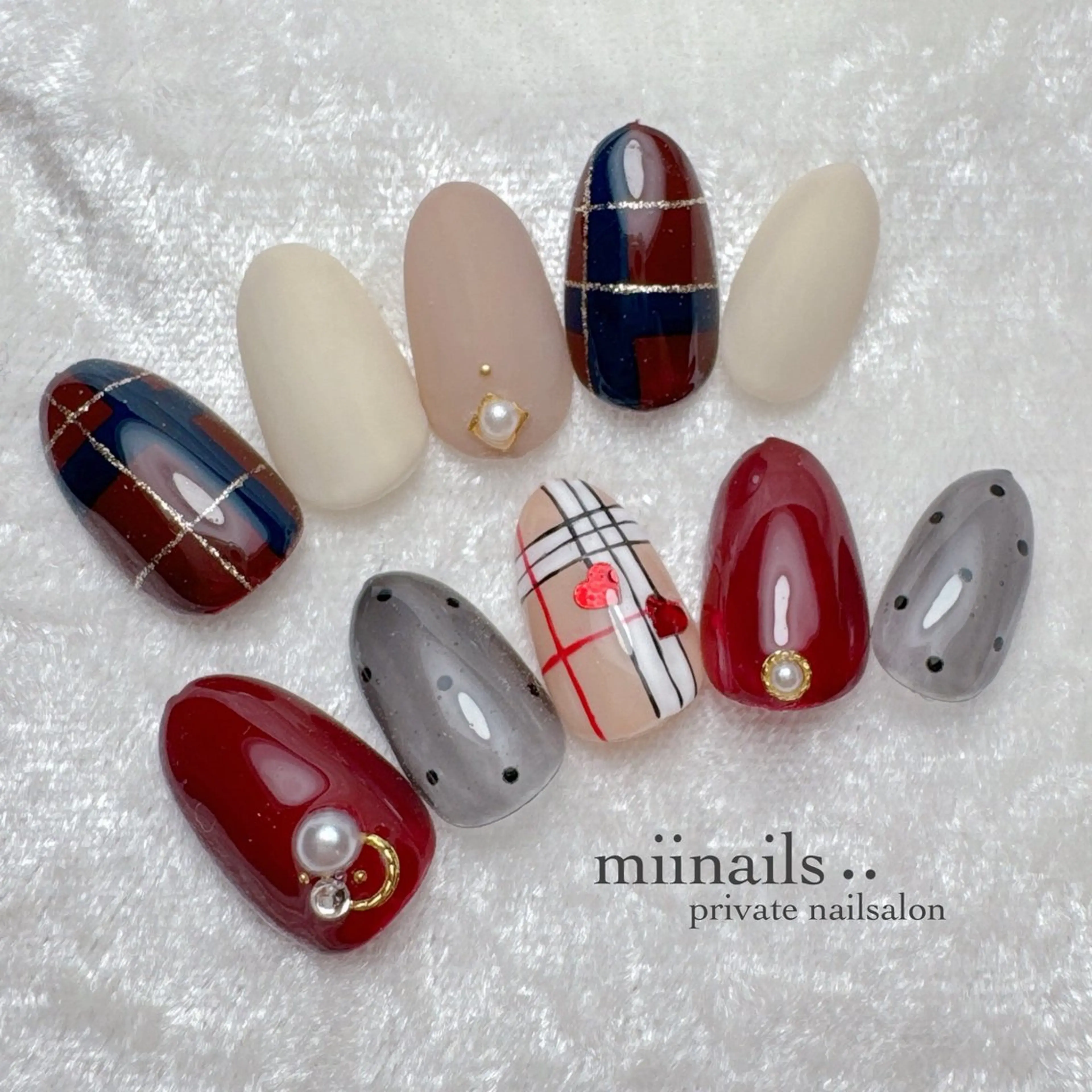 ネイル フレンチネイル 韓国ネイル ワンホンネイル ハンドネイル nailsalon miinailsのネイルデザイン