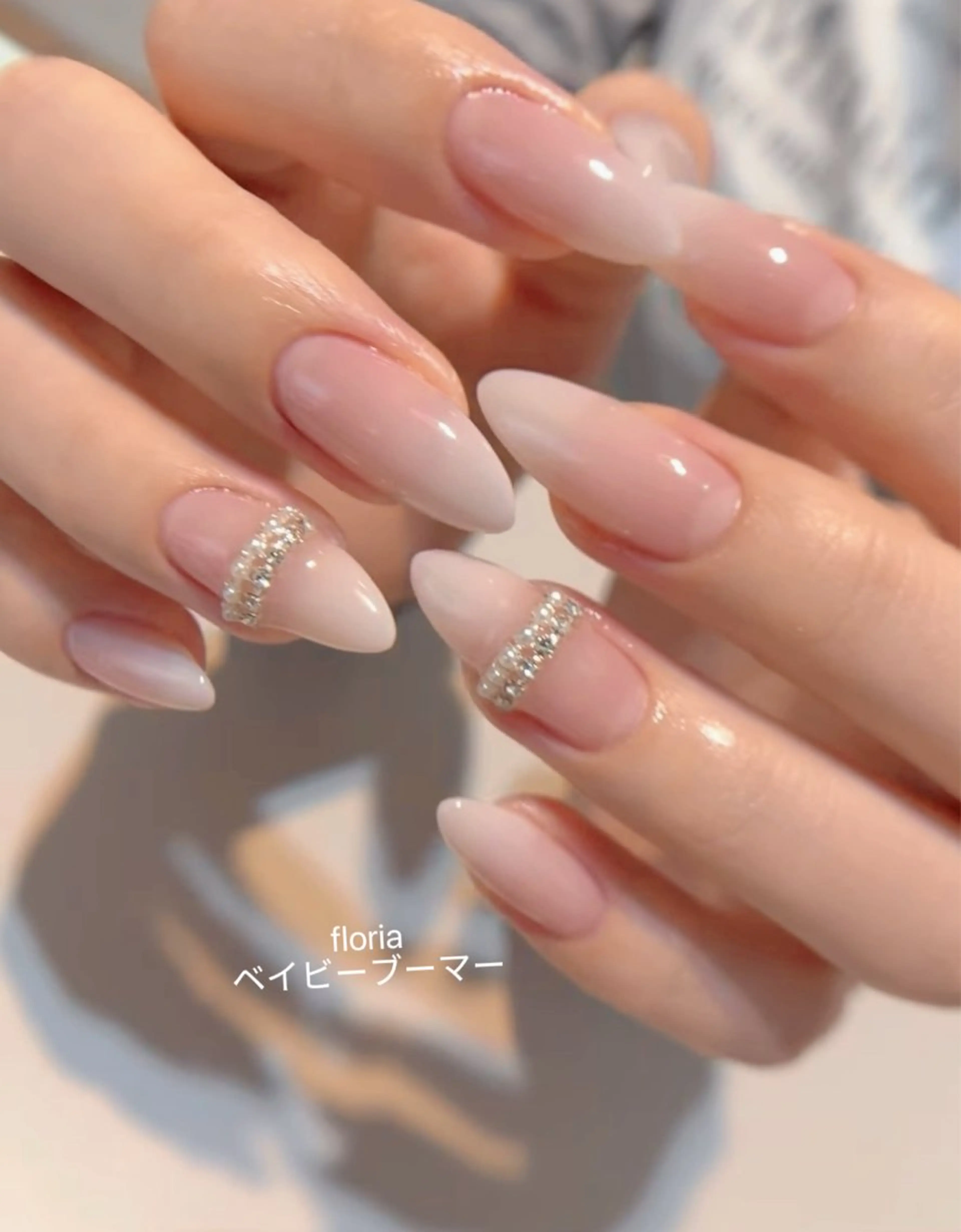 ネイル アートネイル チークネイル フラッシュネイル フレンチネイル ガラスフレンチ ハンドネイル Floria ユイのネイルデザイン