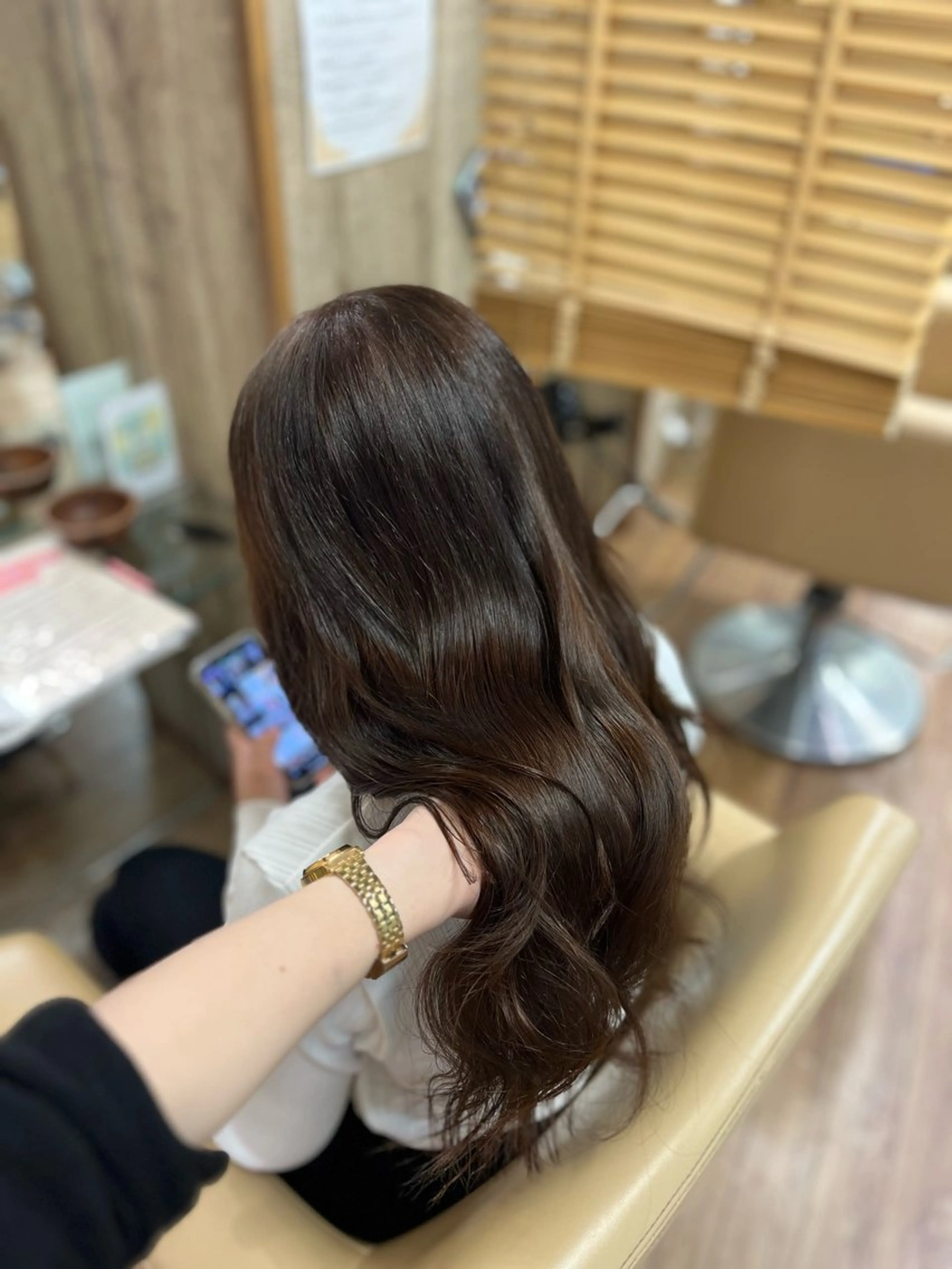 ロング カラー KUREA /ブリーチ・艶髪モテのヘアスタイル