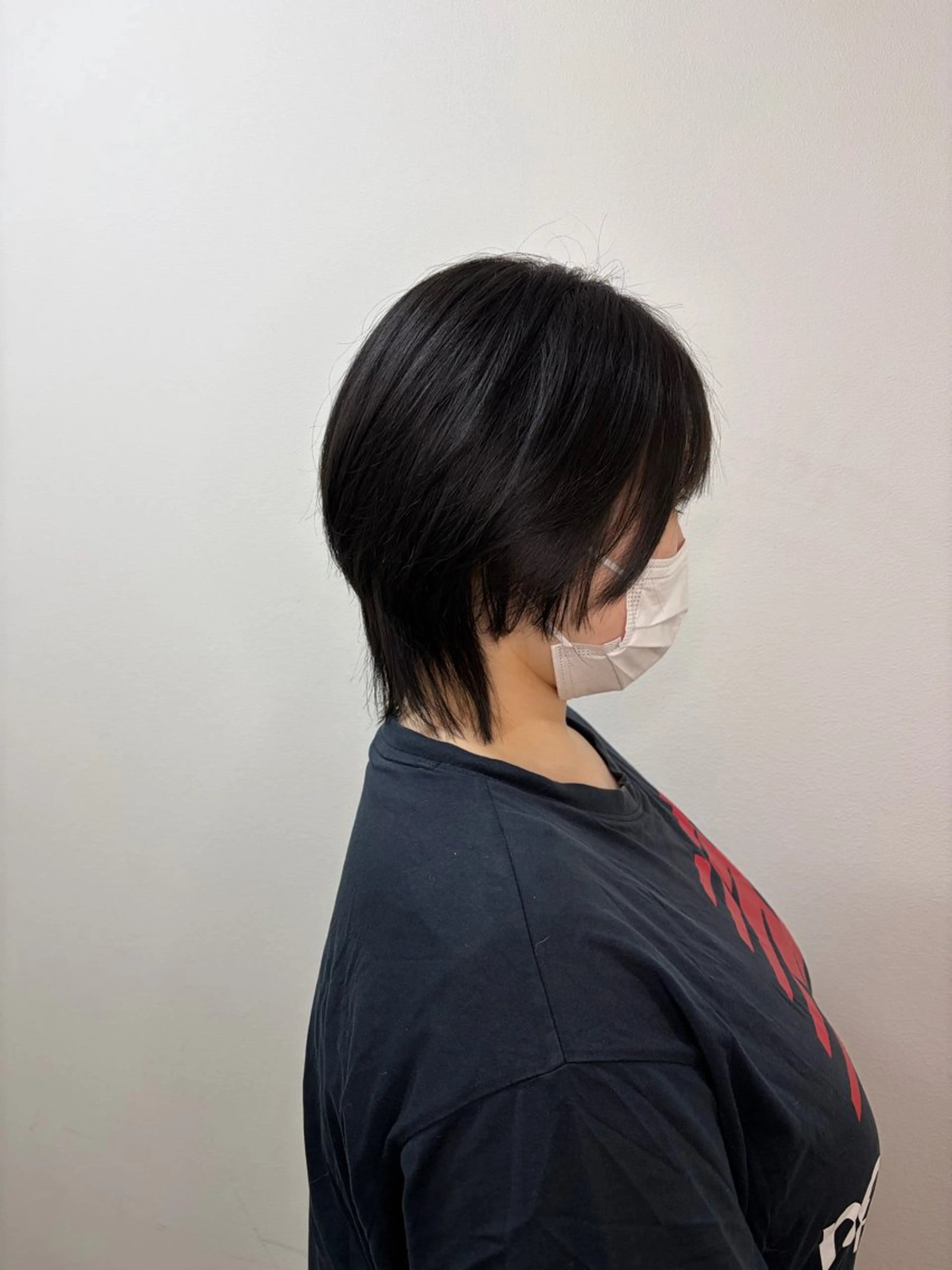 ミディアム レイヤーカット レナークウィズ　北川 愛璃のヘアスタイル
