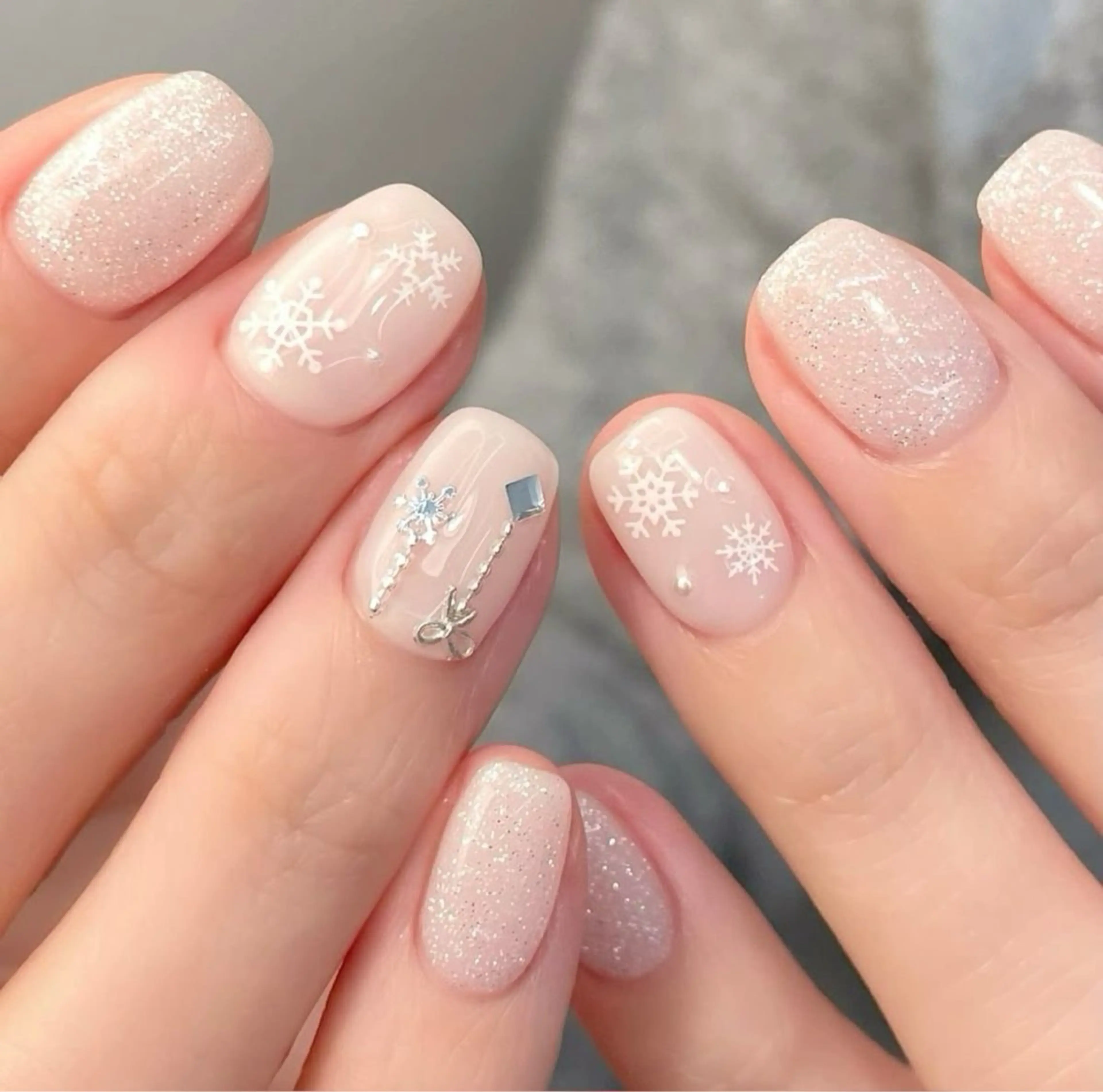 ネイル アートネイル 長さ出し ジェルネイル マグネットネイル ニュアンスネイル Kanao_ CloudyChanのネイルデザイン