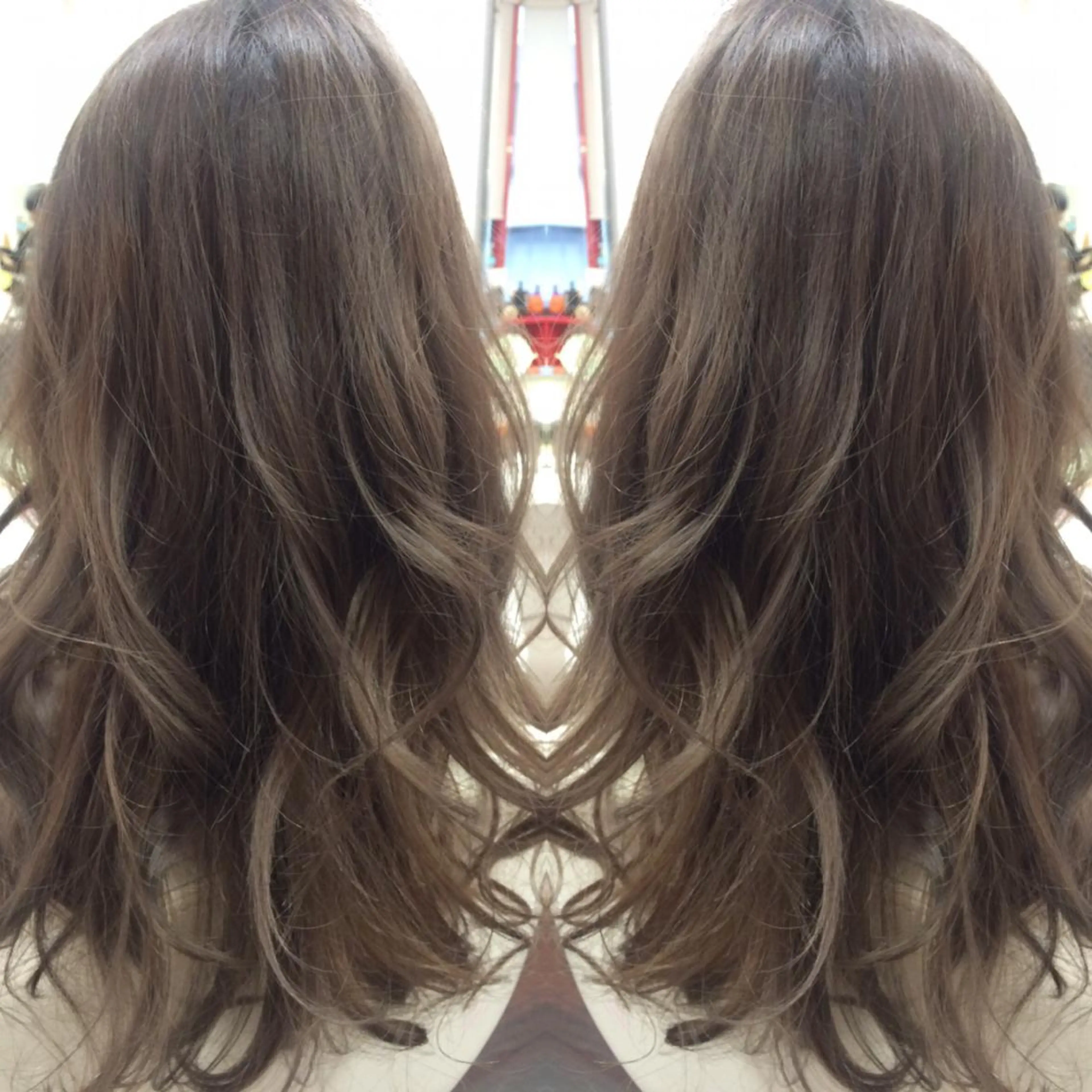 カット&ブリーチ+カラーの写真