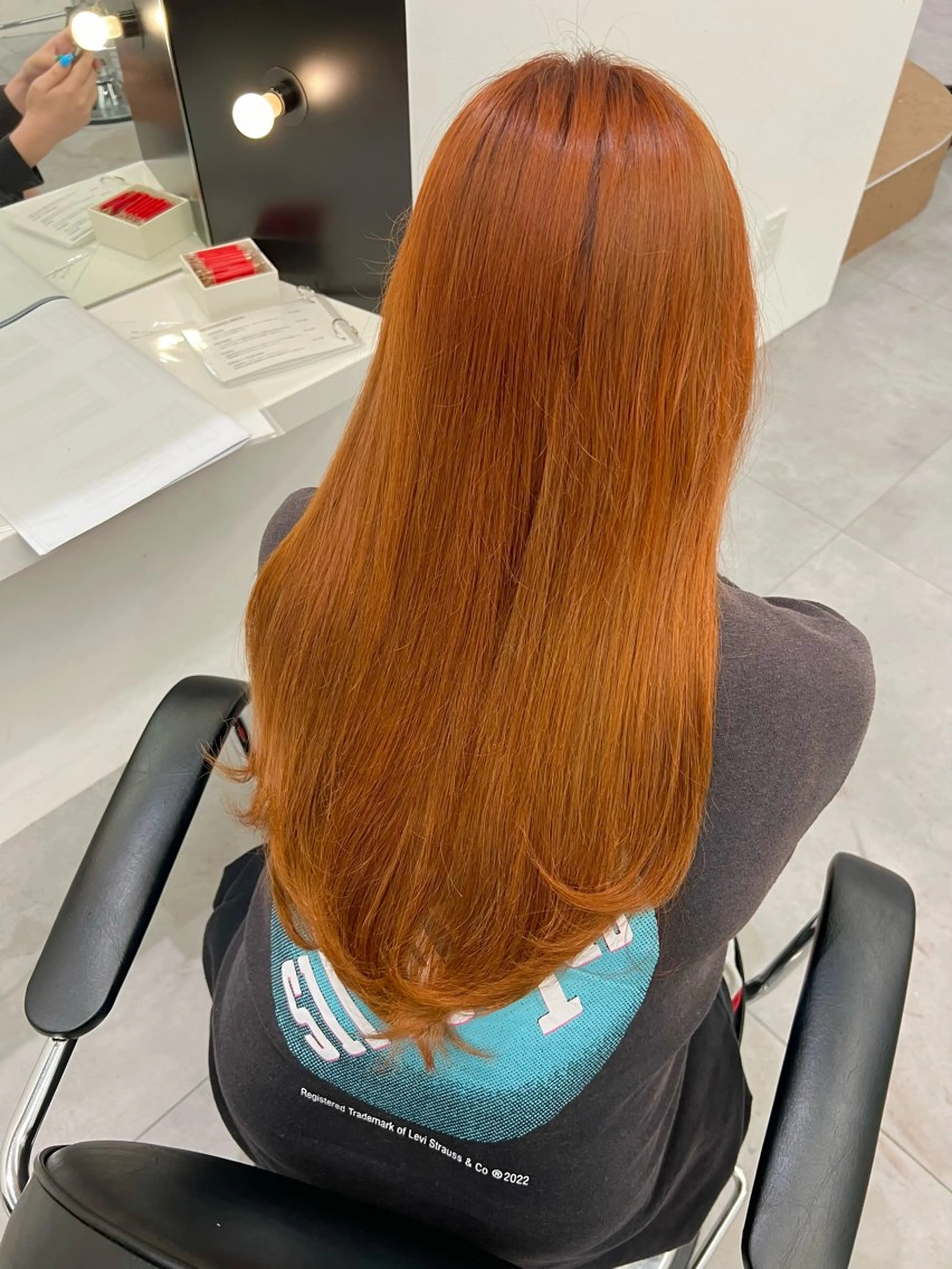 ロング ヘアカラー しゅういち/赤み消し カラー特化のヘアスタイル