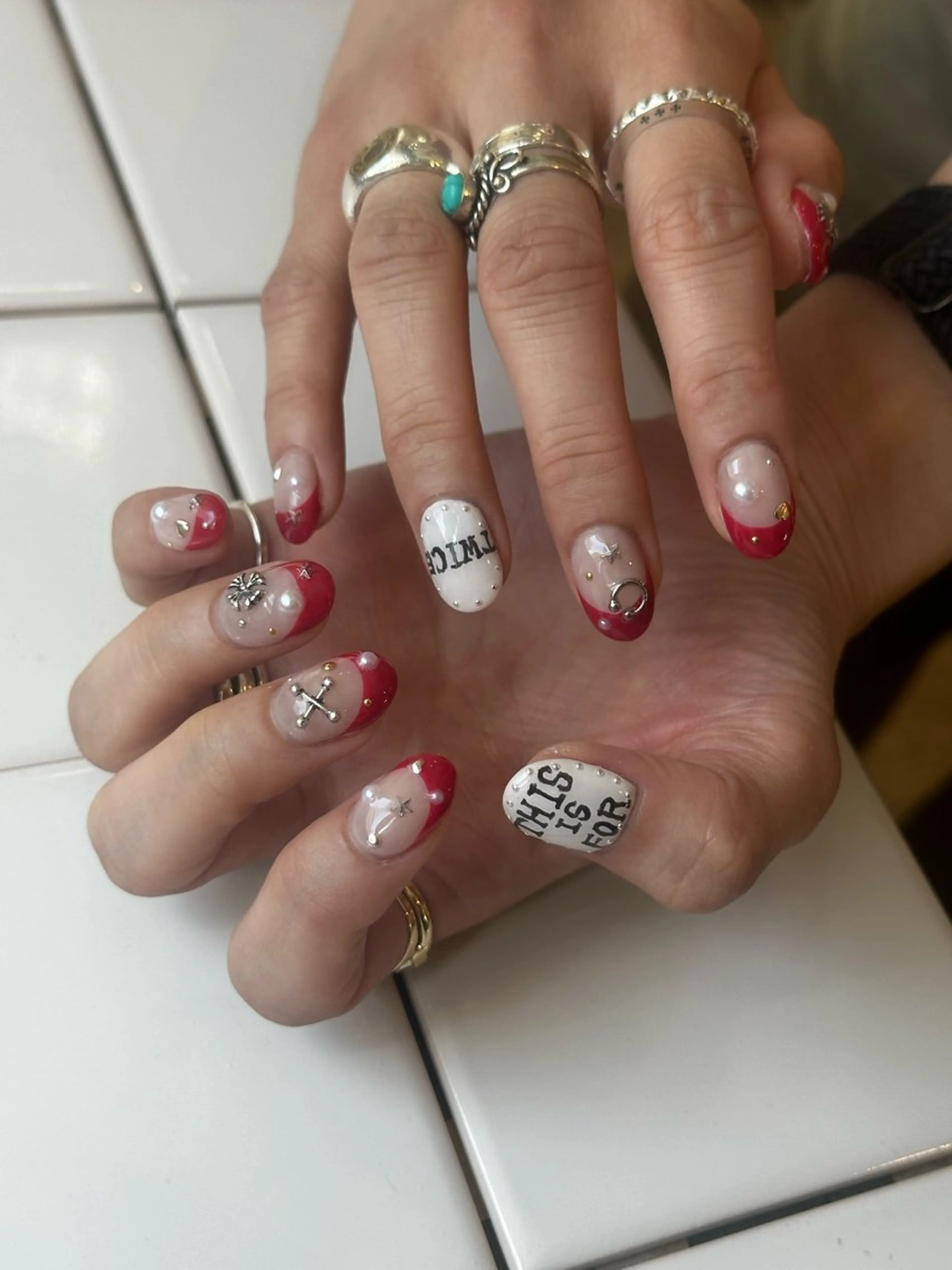 ネイル ニュアンスネイル ハンドネイル Natsuko 🪼のネイルデザイン