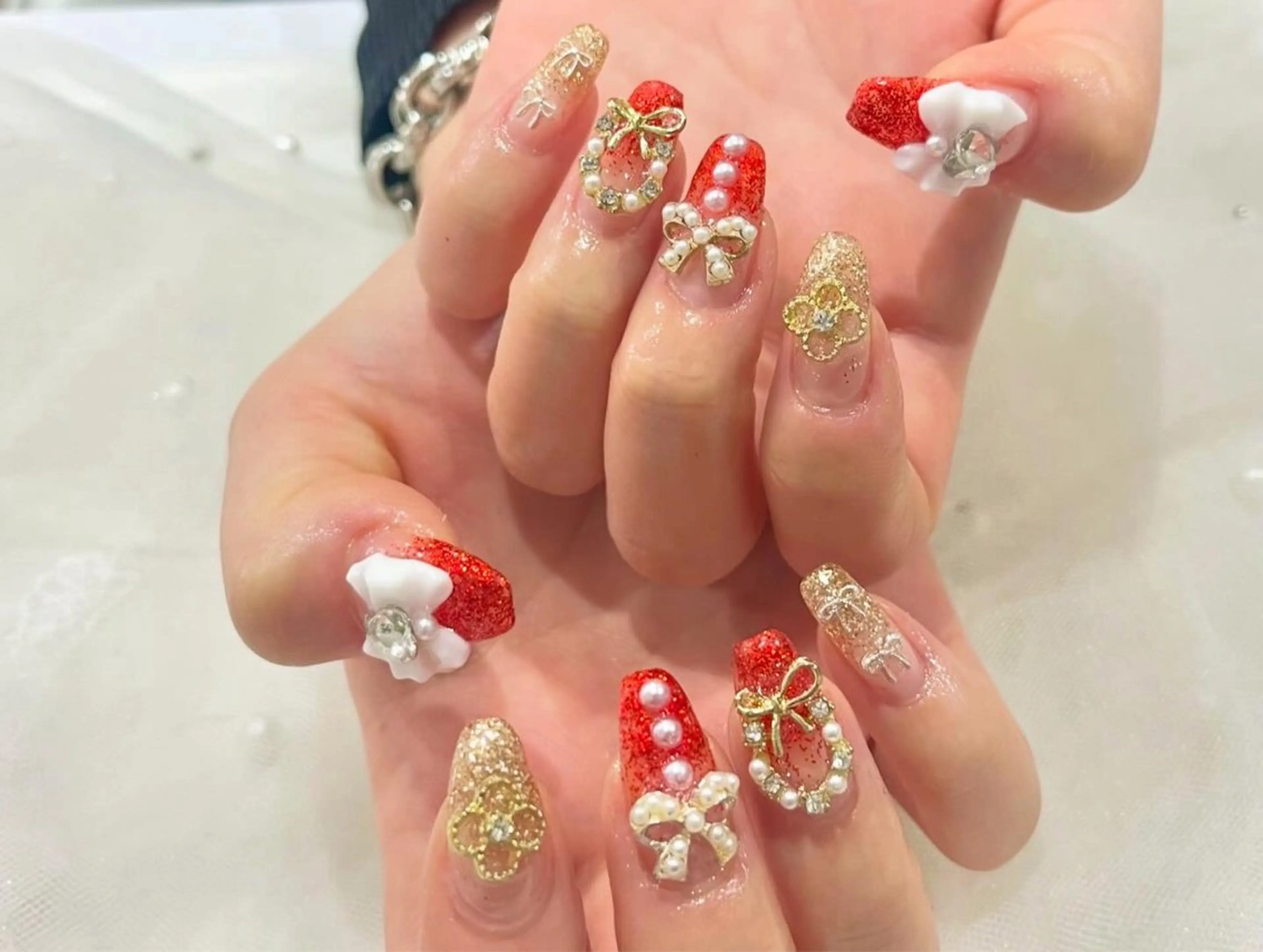 ネイル 冬ネイル クリスマス ハンドネイル Nail salon Cielel⟡Ayaのネイルデザイン