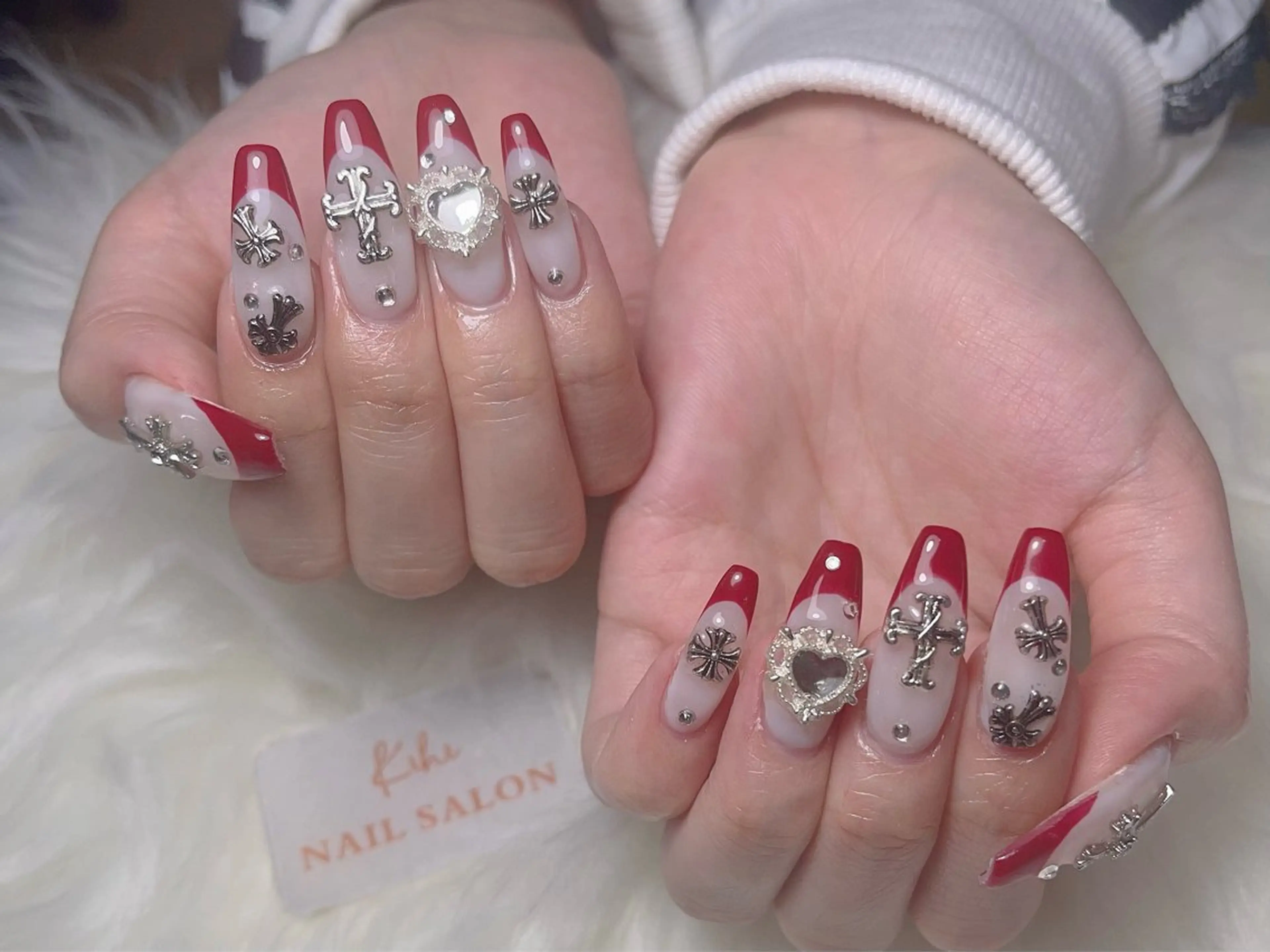 ネイル アートネイル フレンチネイル ジェルネイル グラデーション 韓国ネイル ハンドネイル ハンドケア さくら💮💮 【オフ無料】のネイルデザイン