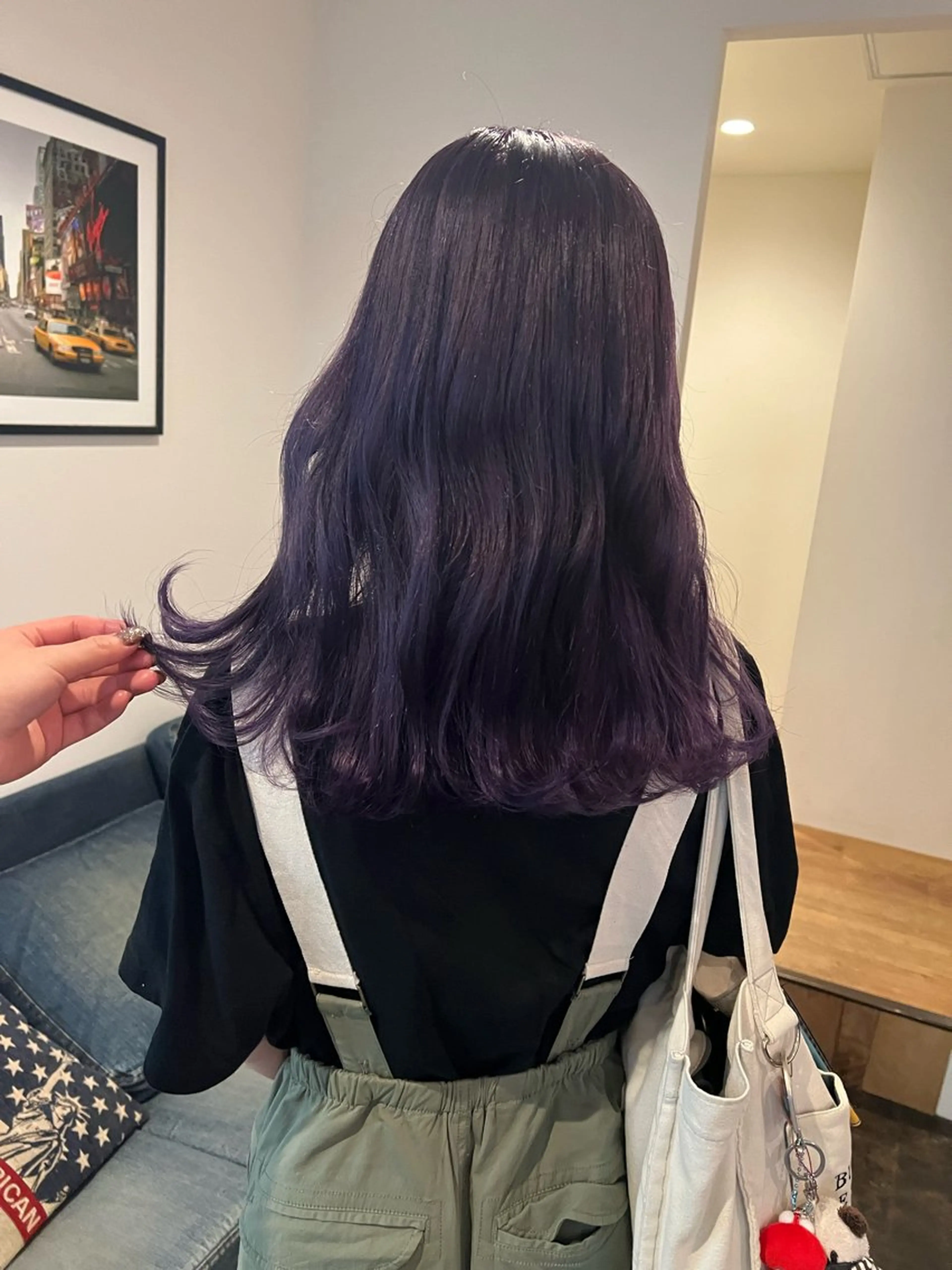セミロング カラー バイオレットカラー ヘアカラー 大泉 美久のヘアスタイル