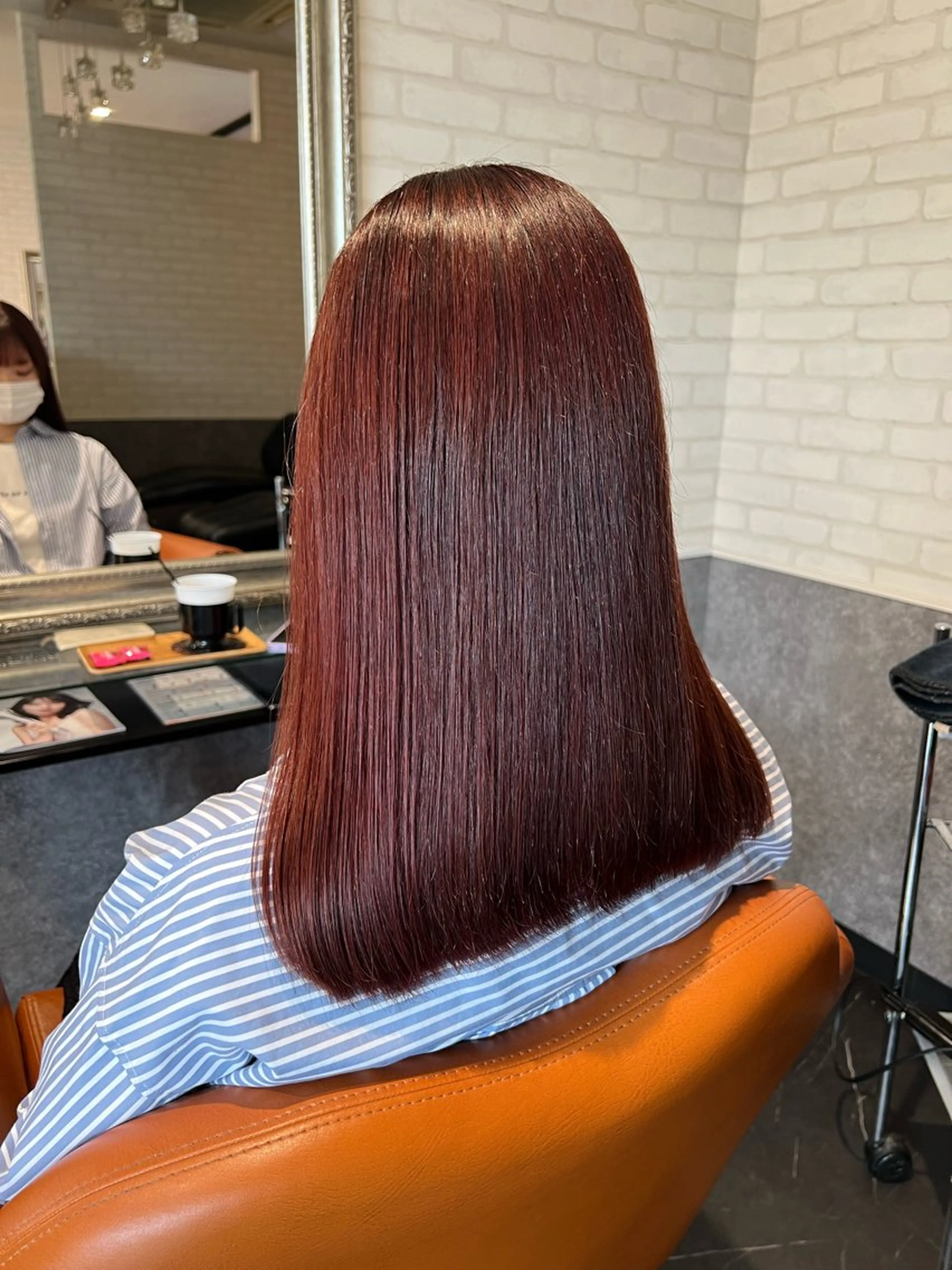 セミロング ヘアカラー 🇰🇷韓国風レイヤ ー🇰🇷の達人🔥のヘアスタイル