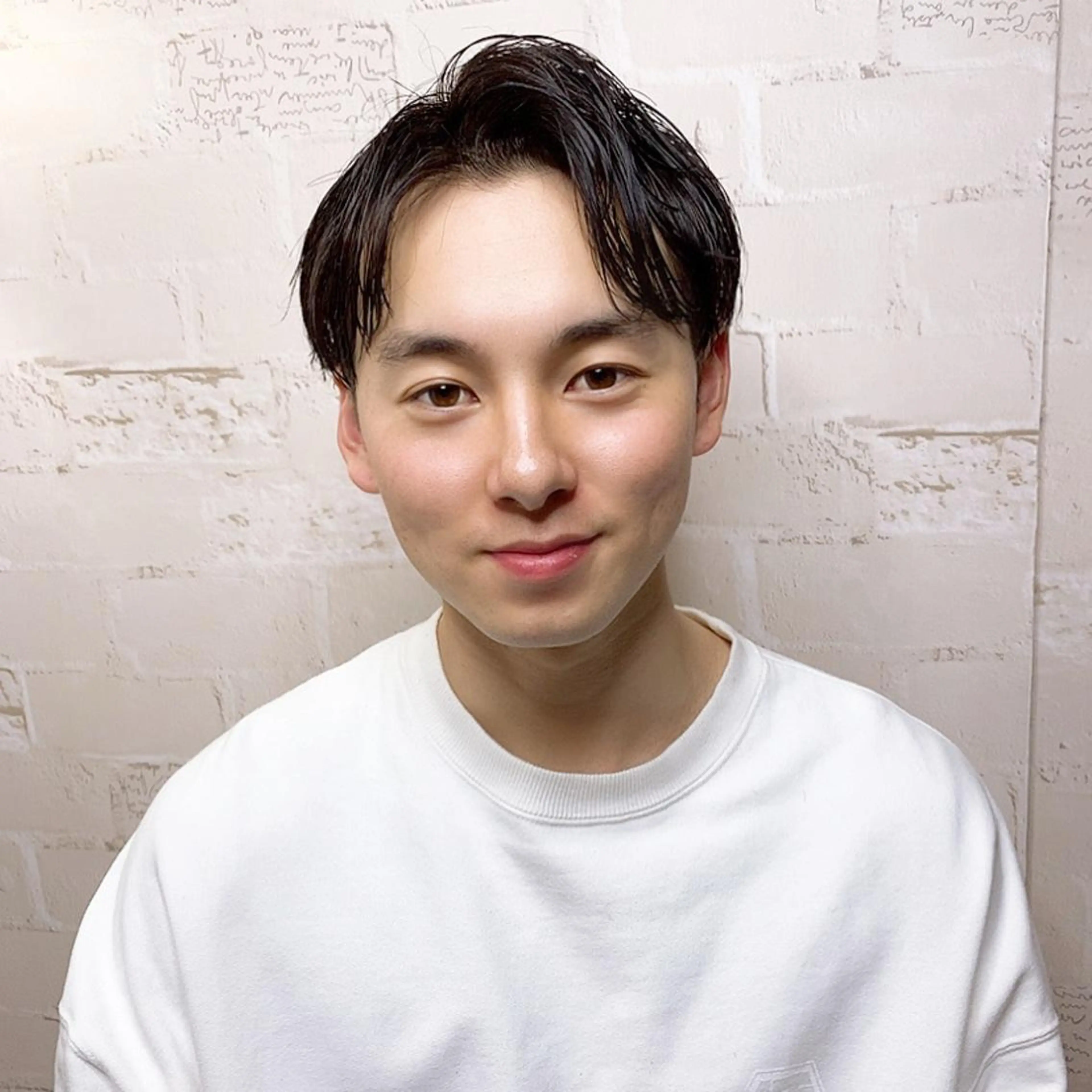 メンズ 韓国風🇰🇷うる艶 レイヤー/海青🫧のヘアスタイル