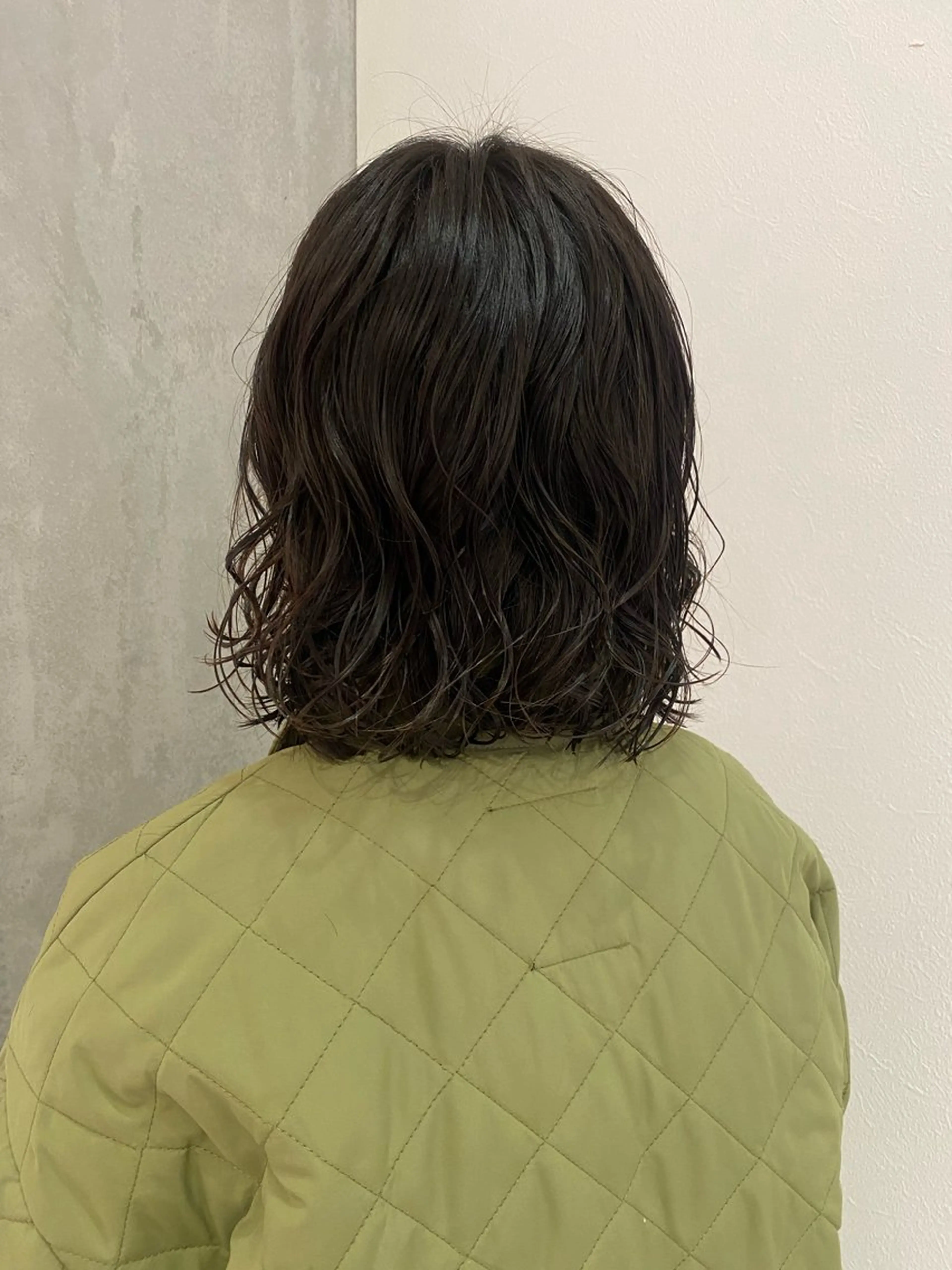 セミロング いとう ほのかのヘアスタイル