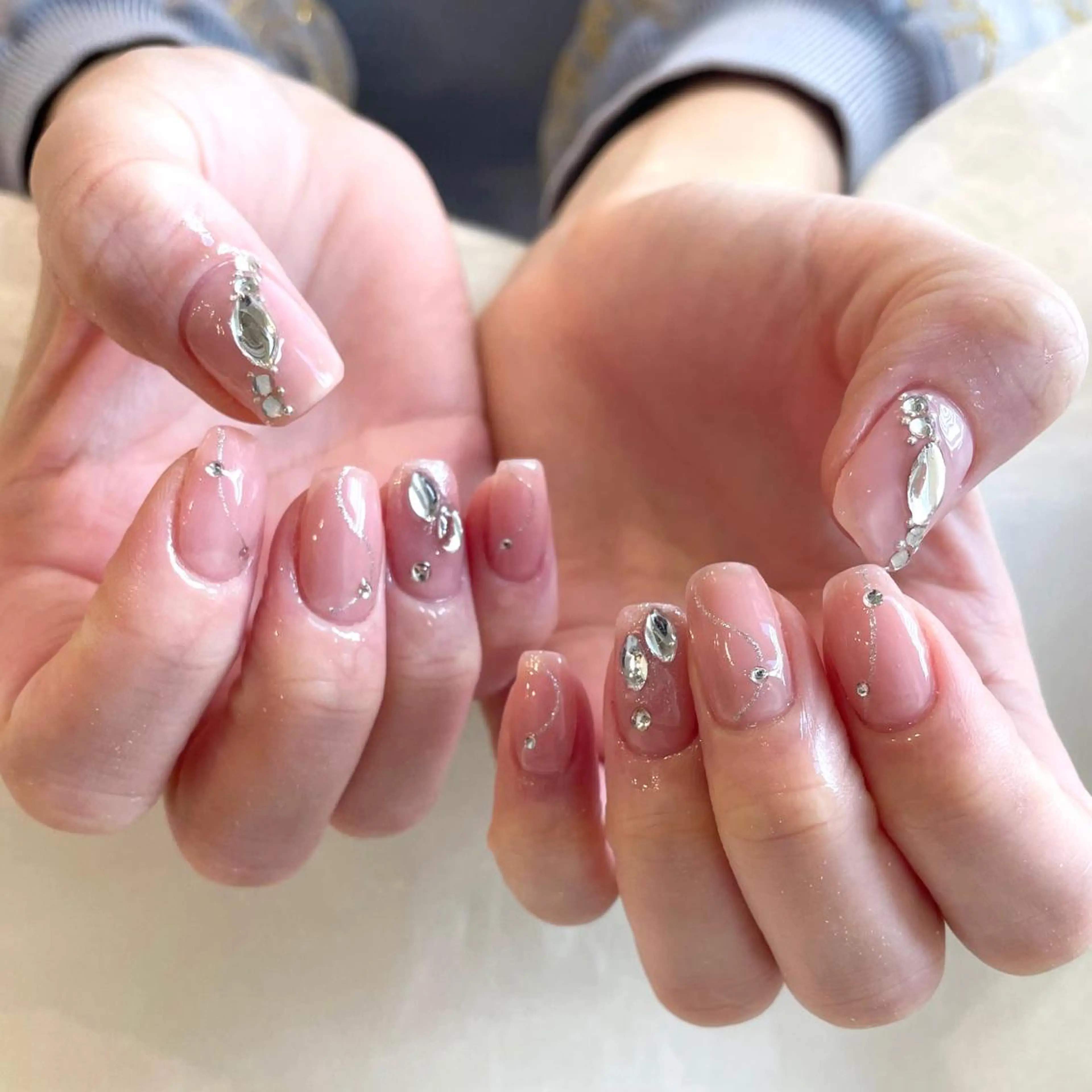 ネイル ハンドネイル 新井 ひなののネイルデザイン