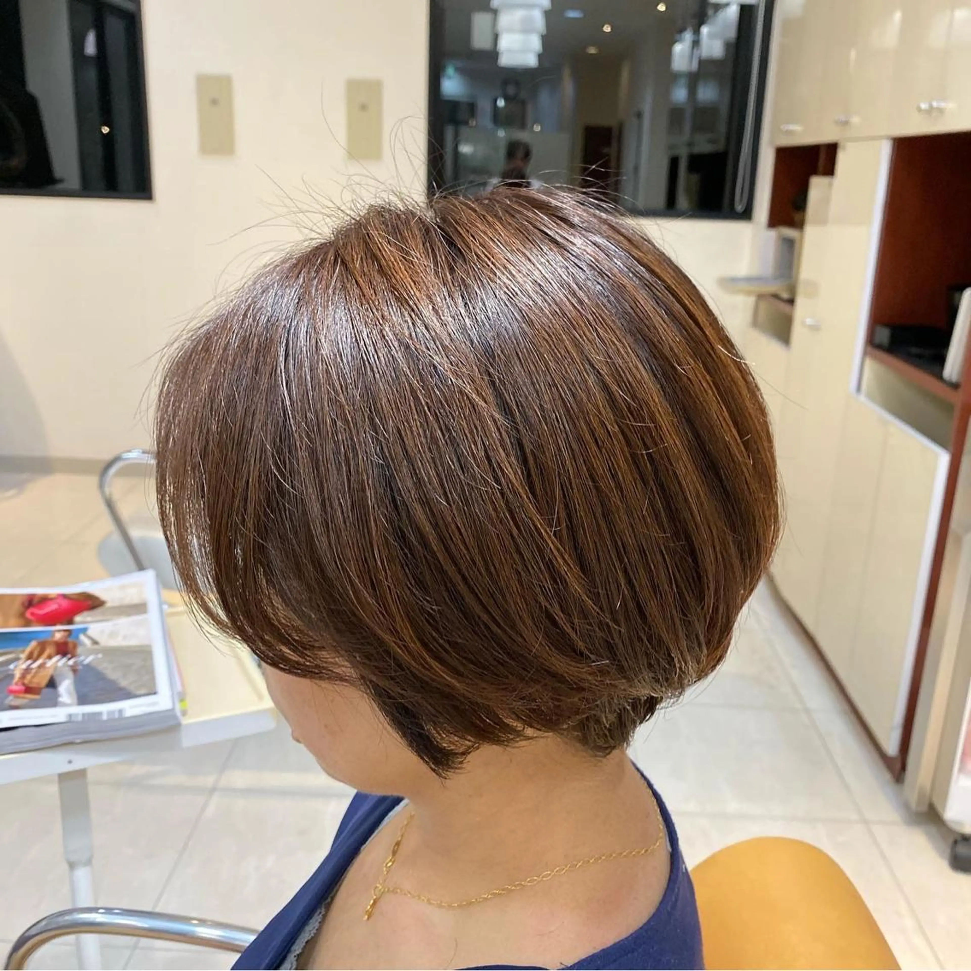 ショート カラー 赤間 飛鳥のヘアスタイル