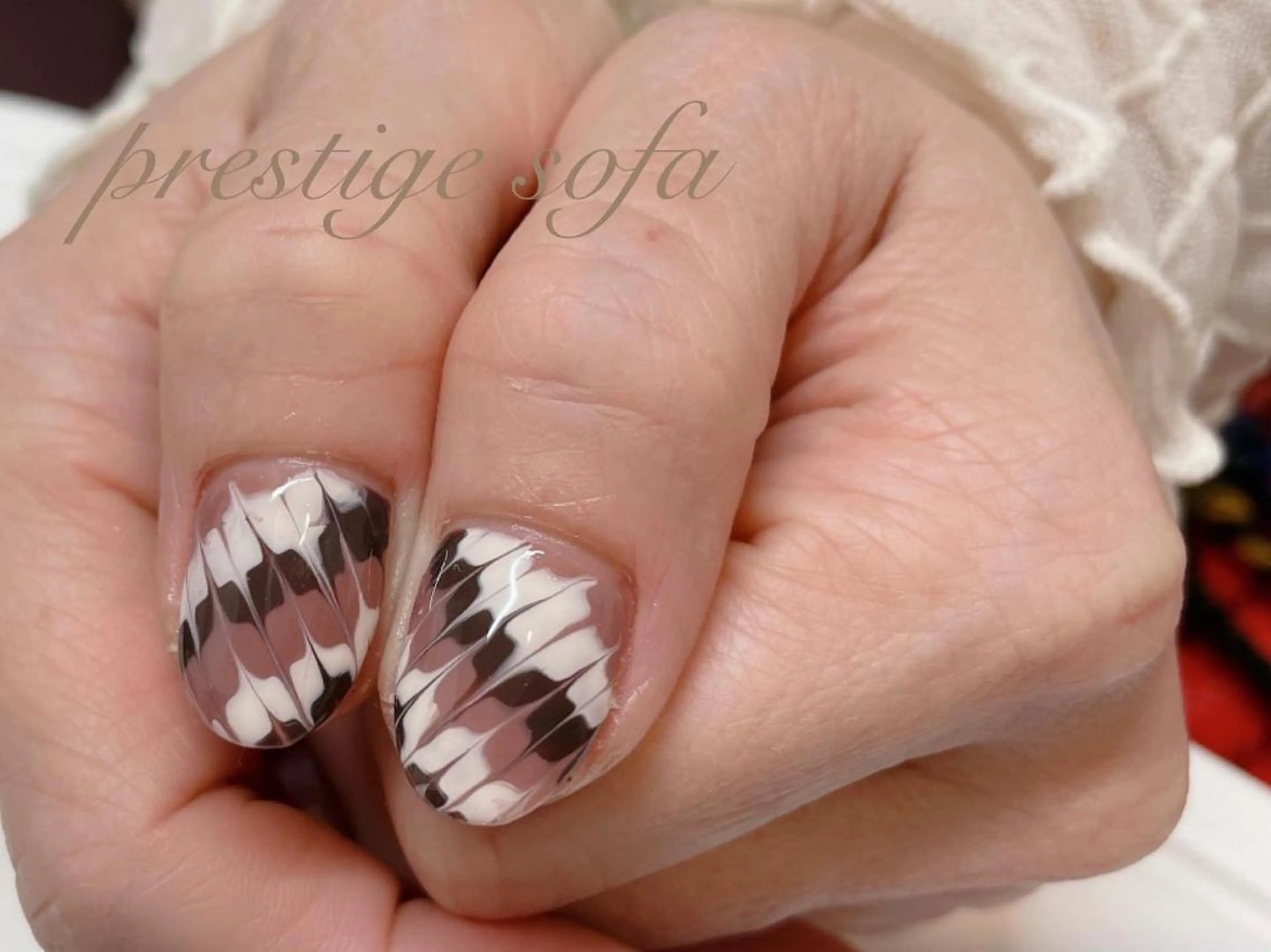 ネイル マツエク・マツパ まつげパーマ ボリュームラッシュ ジェルネイル ニュアンスネイル パラジェル 髙橋 敦子のネイルデザイン