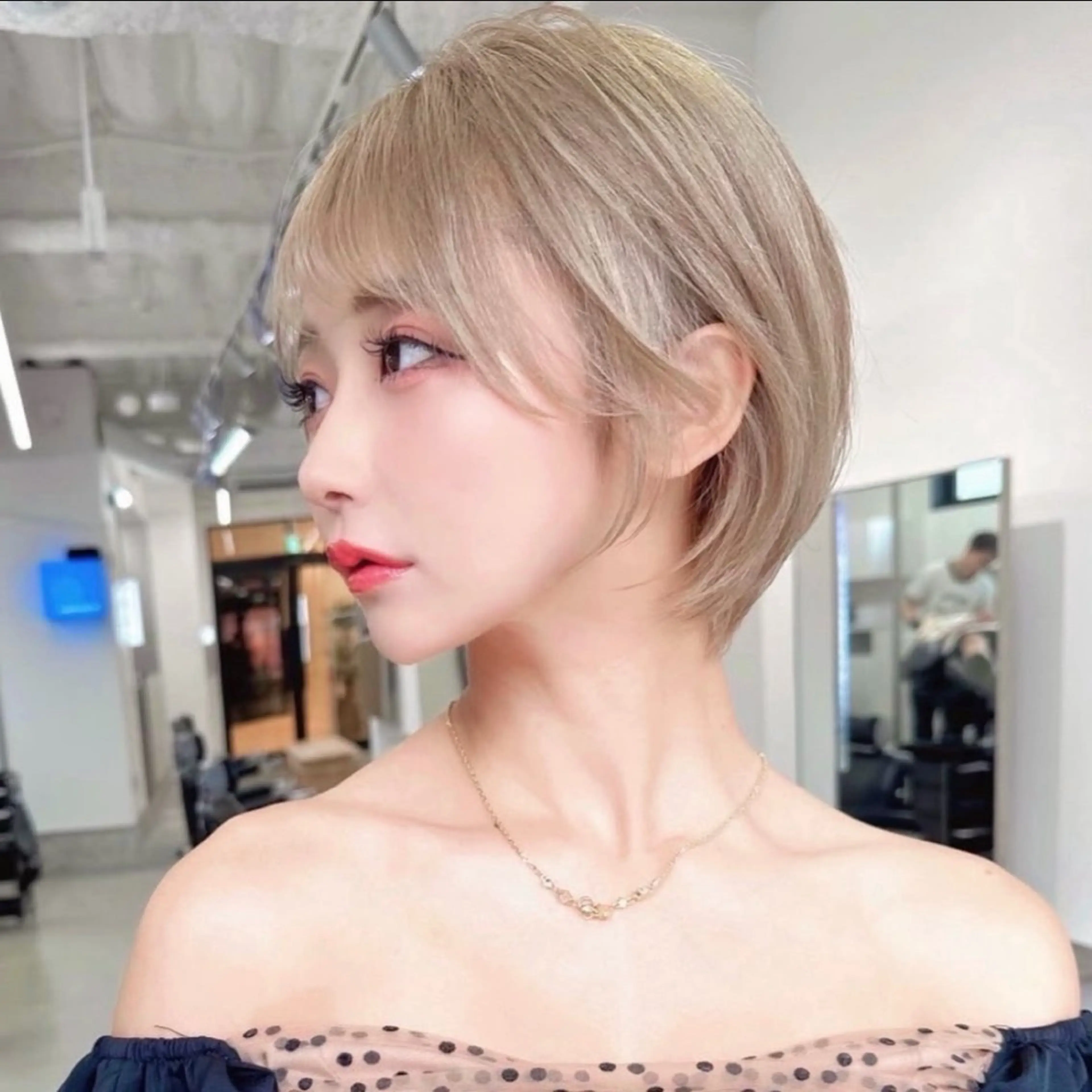 カラー ヘアカラー トリートメント レイヤー|縮毛矯正 |韓国ボブ|岡田洸太のヘアスタイル