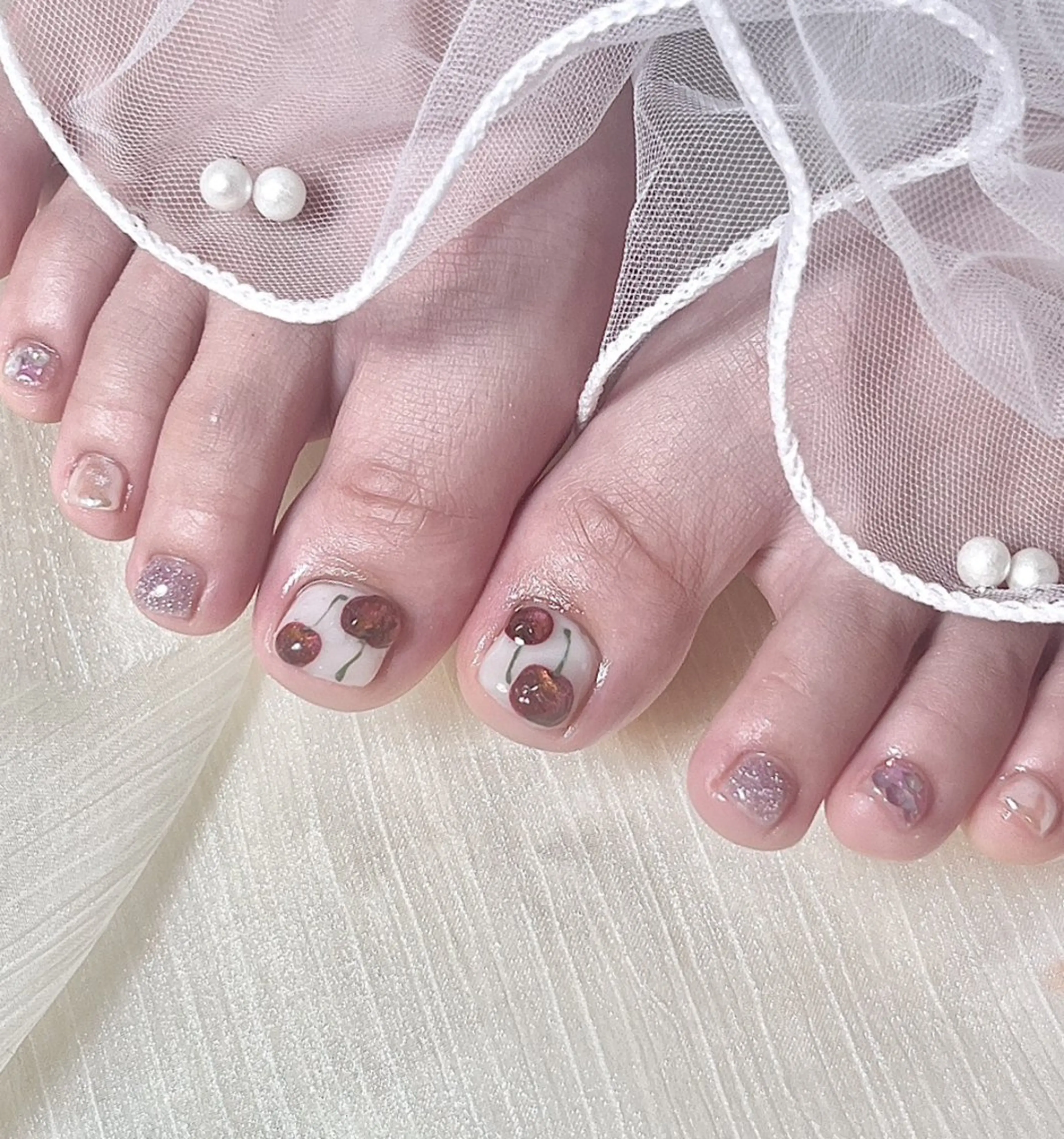 ネイル フットネイル 持ち込み フットネイル nail poppo フィルイン推奨🕊️のネイルデザイン