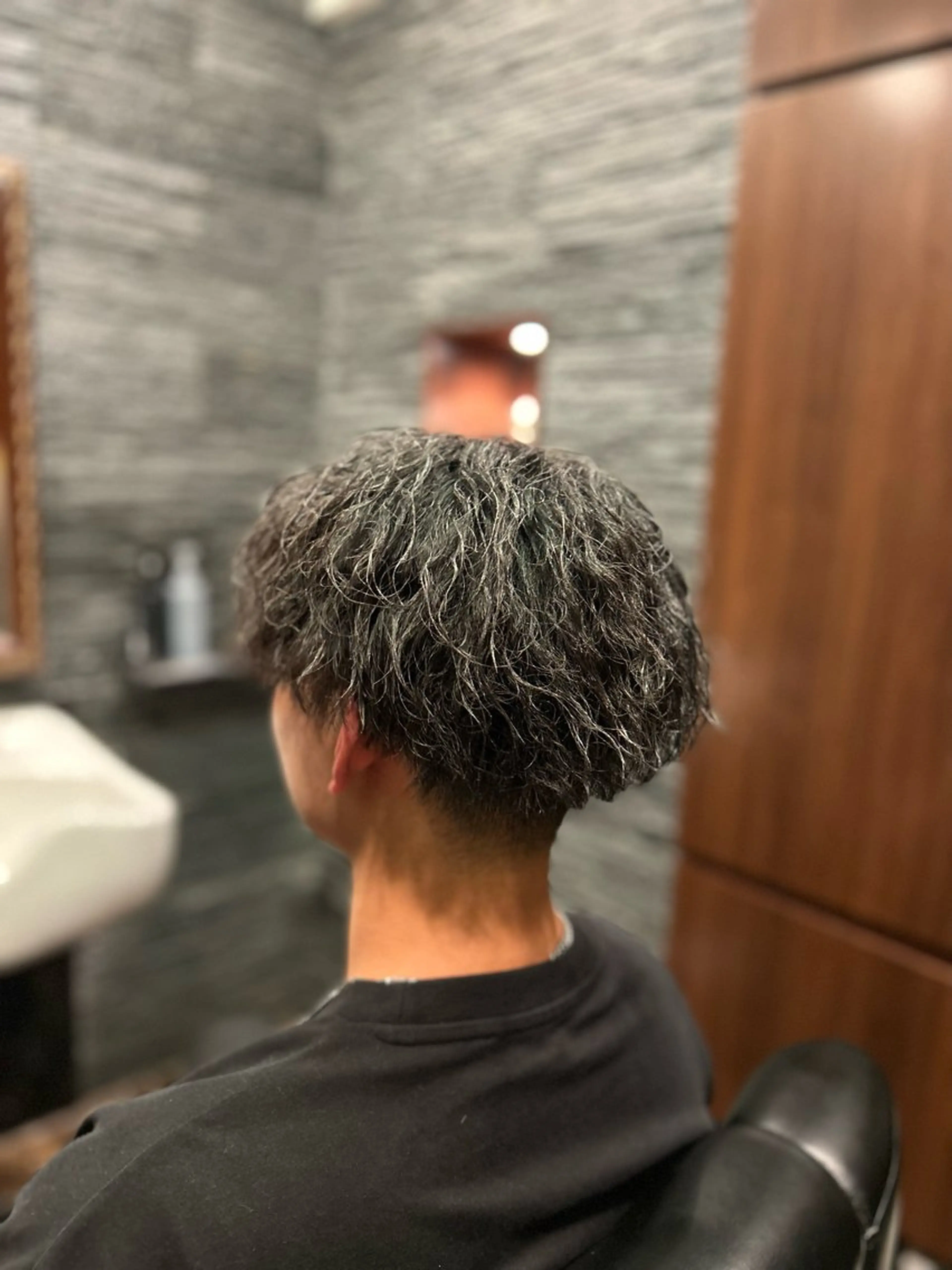 パーマ メンズ 西本 健斗のヘアスタイル