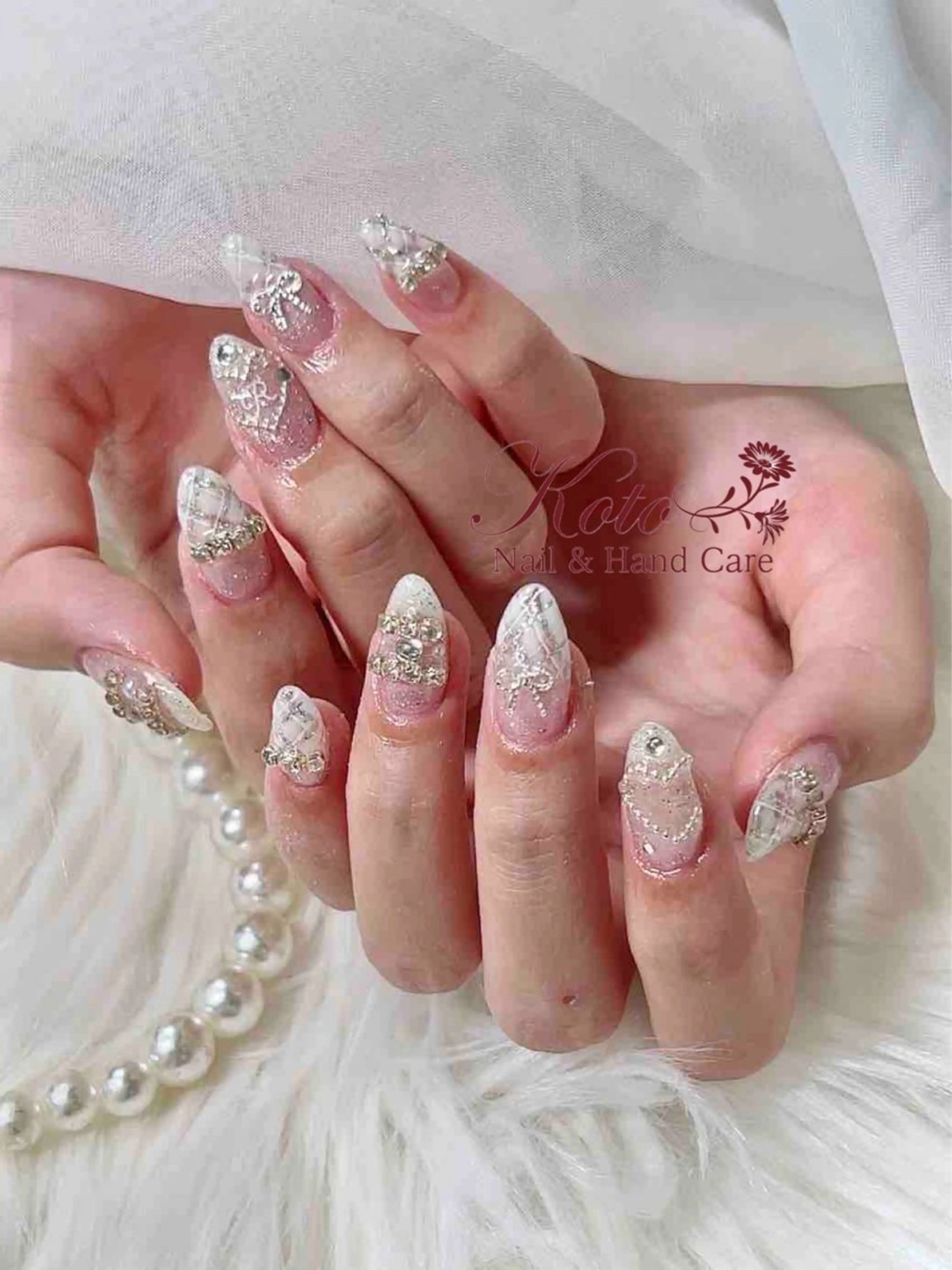 ネイル 長さ出し ジェルネイル 持ち込み ニュアンスネイル 赤色 ハンドネイル Nail Salon KOTOのネイルデザイン