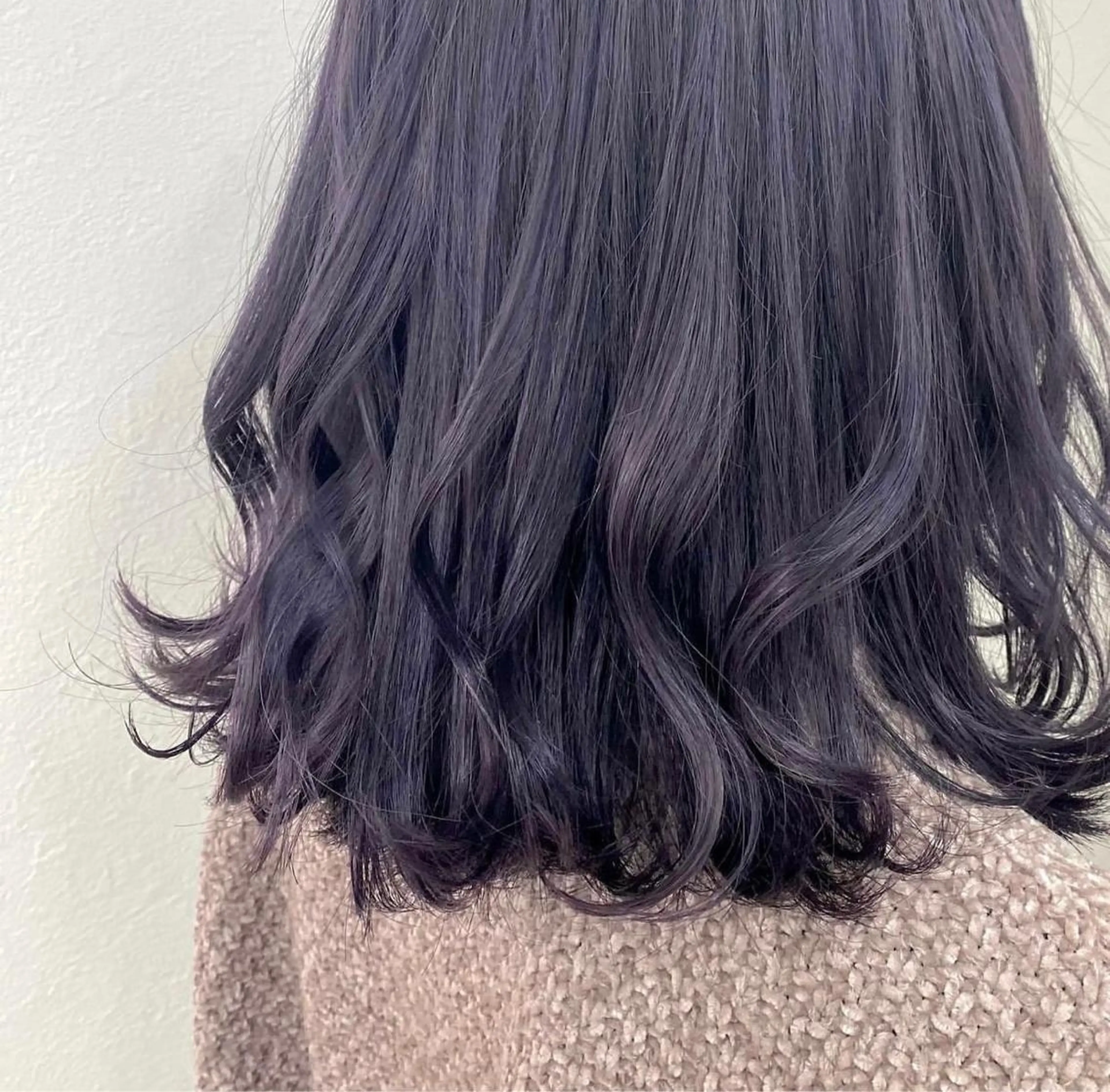 ミディアム カラー 遠藤沙也加 /レイヤーカットのヘアスタイル