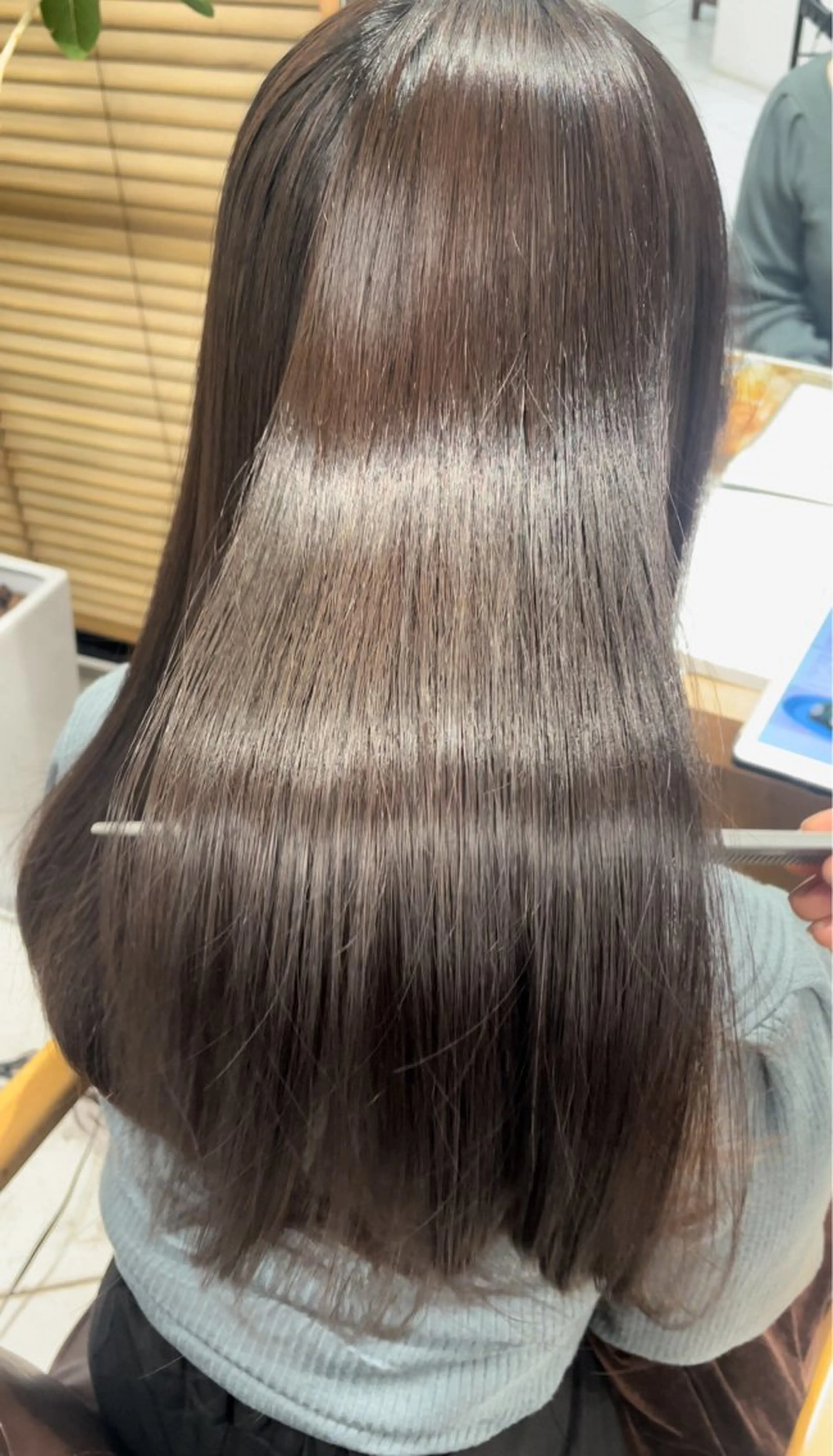 ロング 掛川 麻緒のヘアスタイル