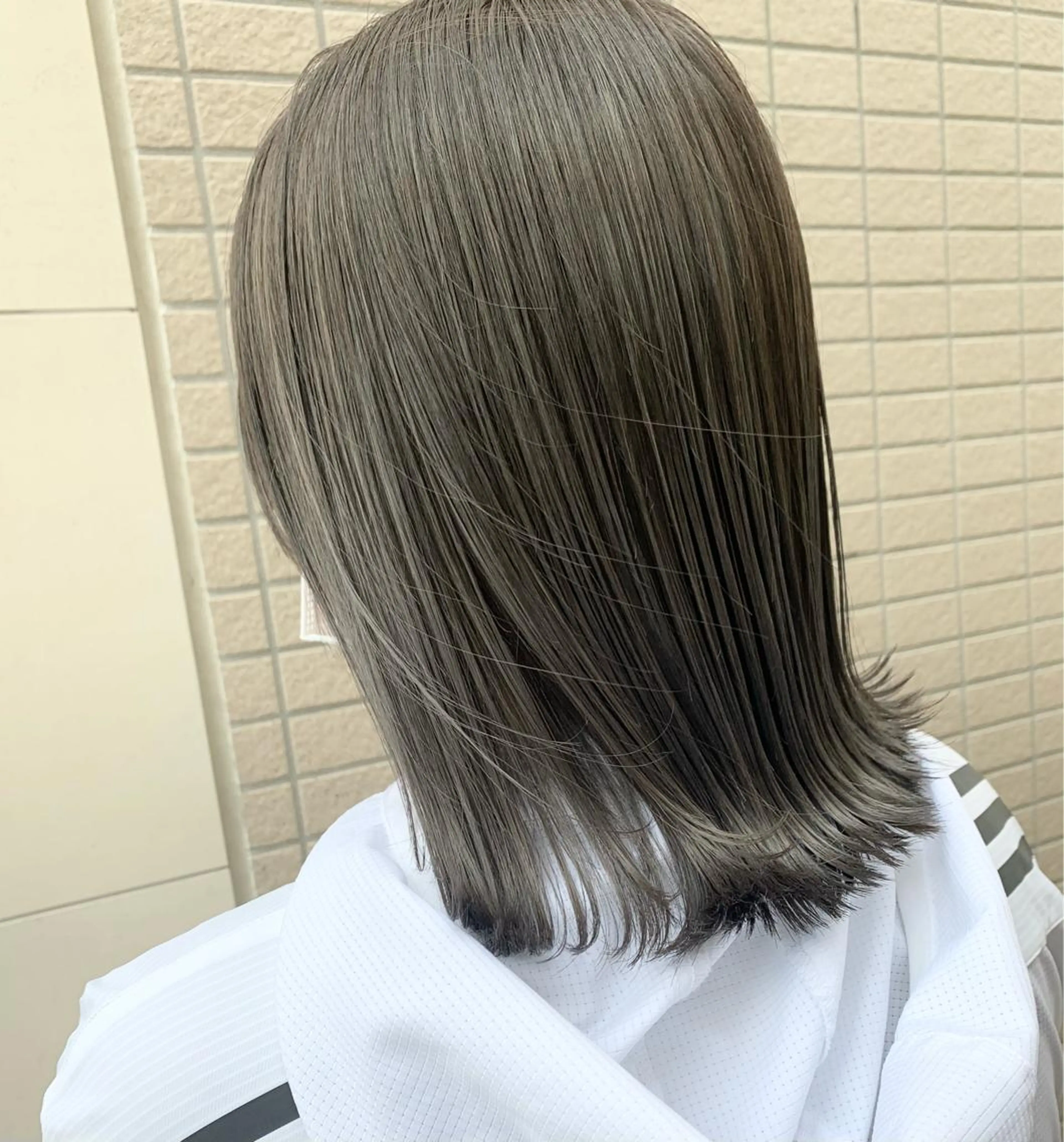 ミディアム トレンドパーマ 加藤菜月のヘアスタイル