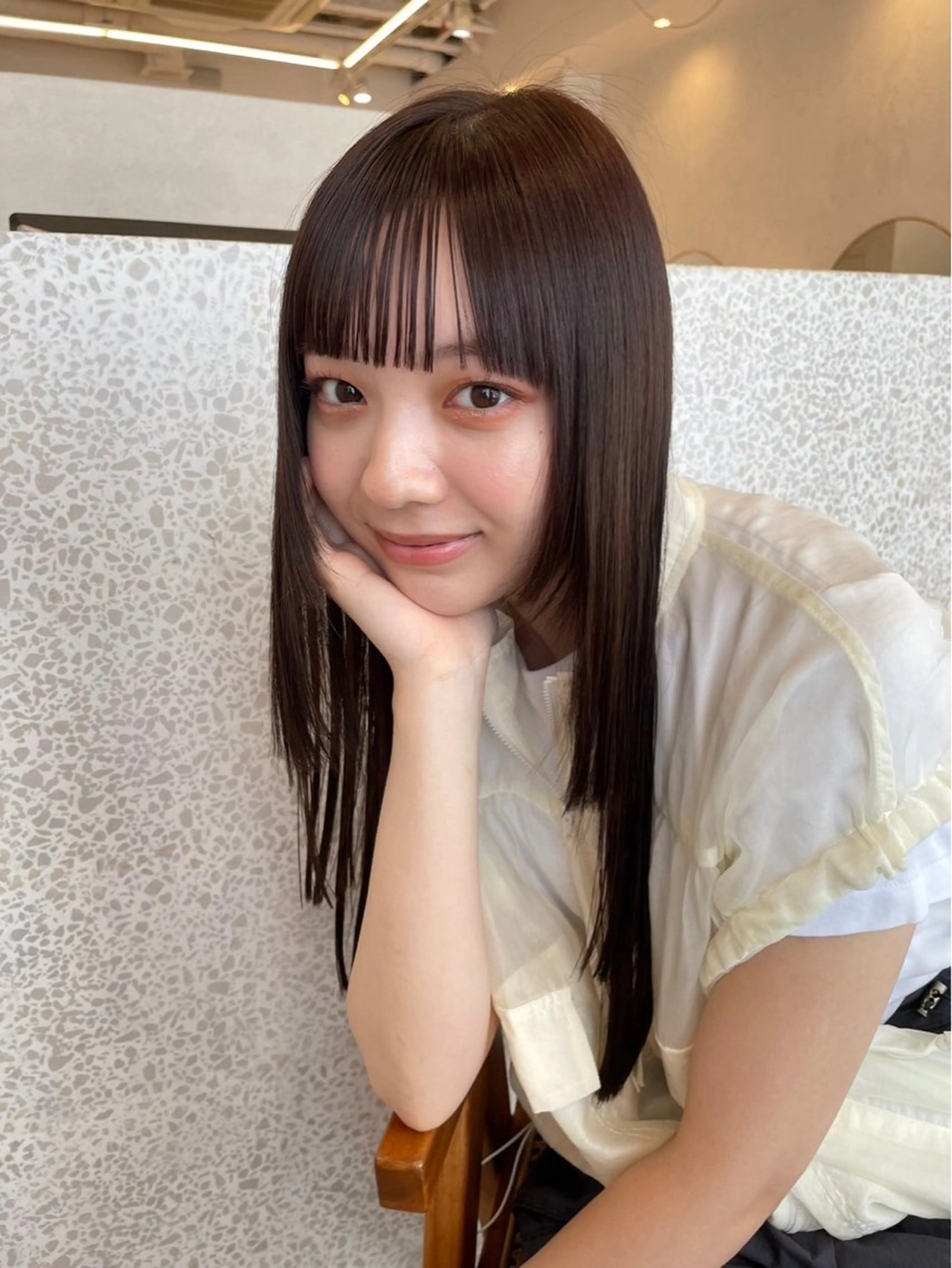 ロング 垣内 奈緒のヘアスタイル