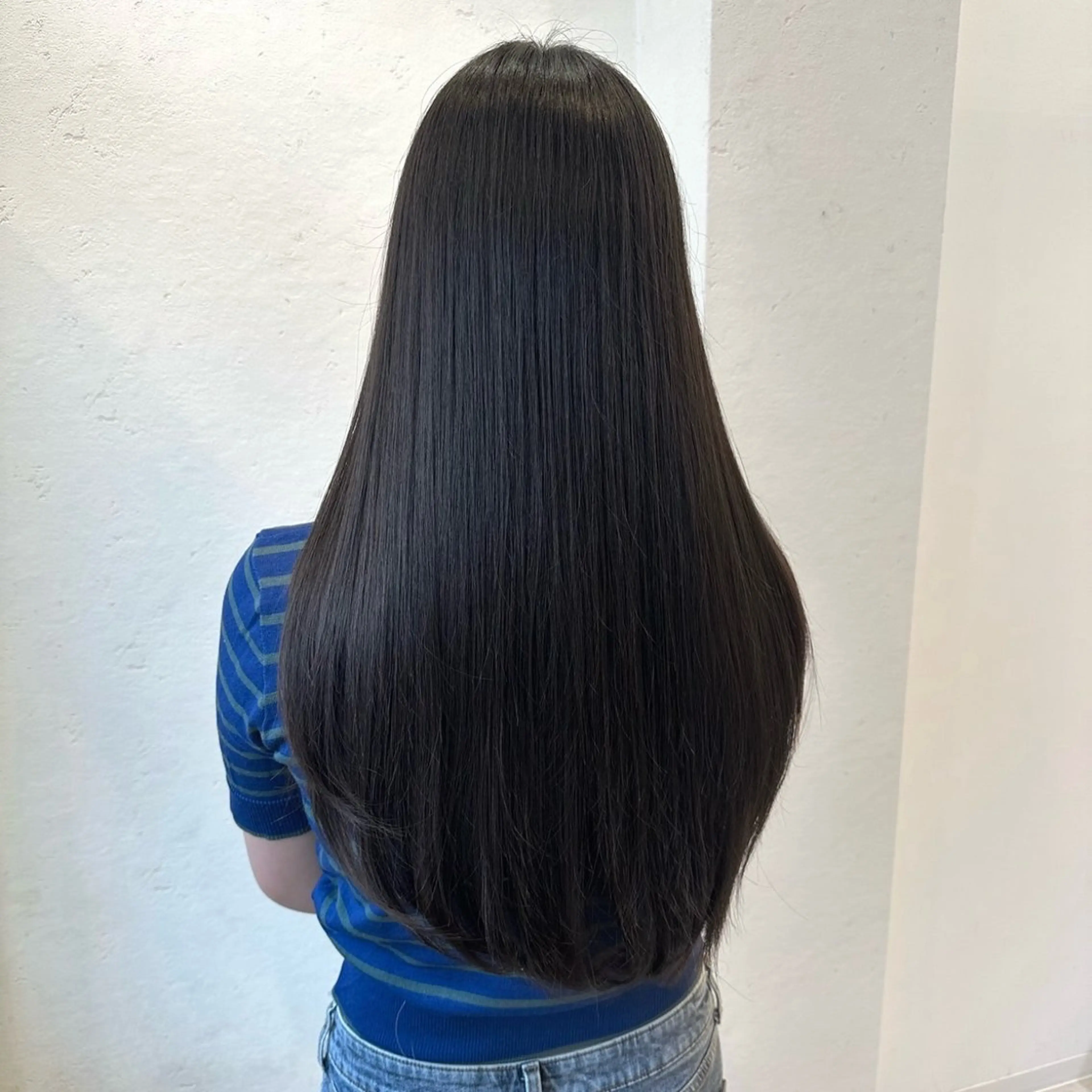 【髪質改善ストレート】✂️似合わせカット + ⬇️縮毛矯正ストレート + フローディアトリートメントの写真