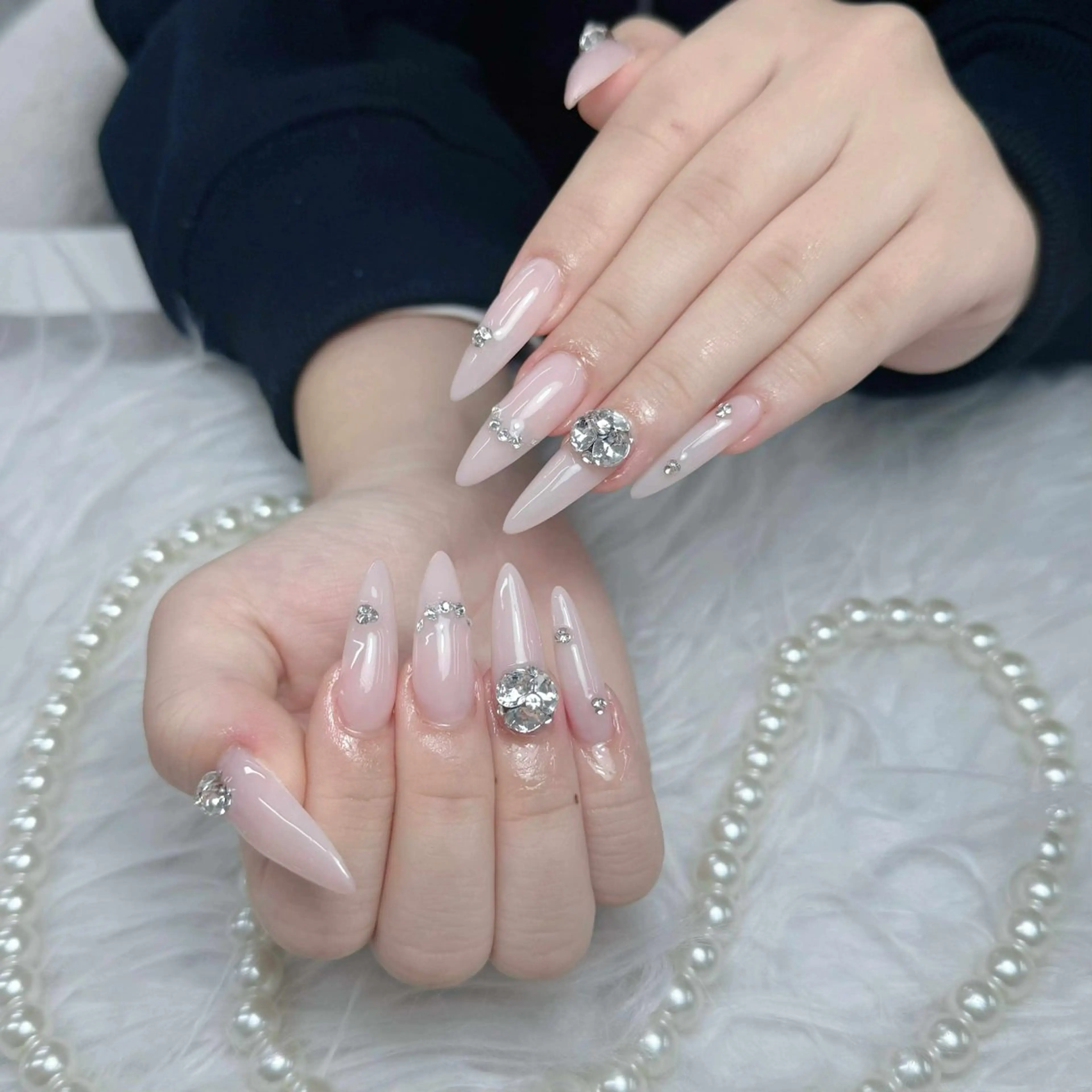 ネイル ハンドネイル ハンドケア Nova Nail Nambaのネイルデザイン