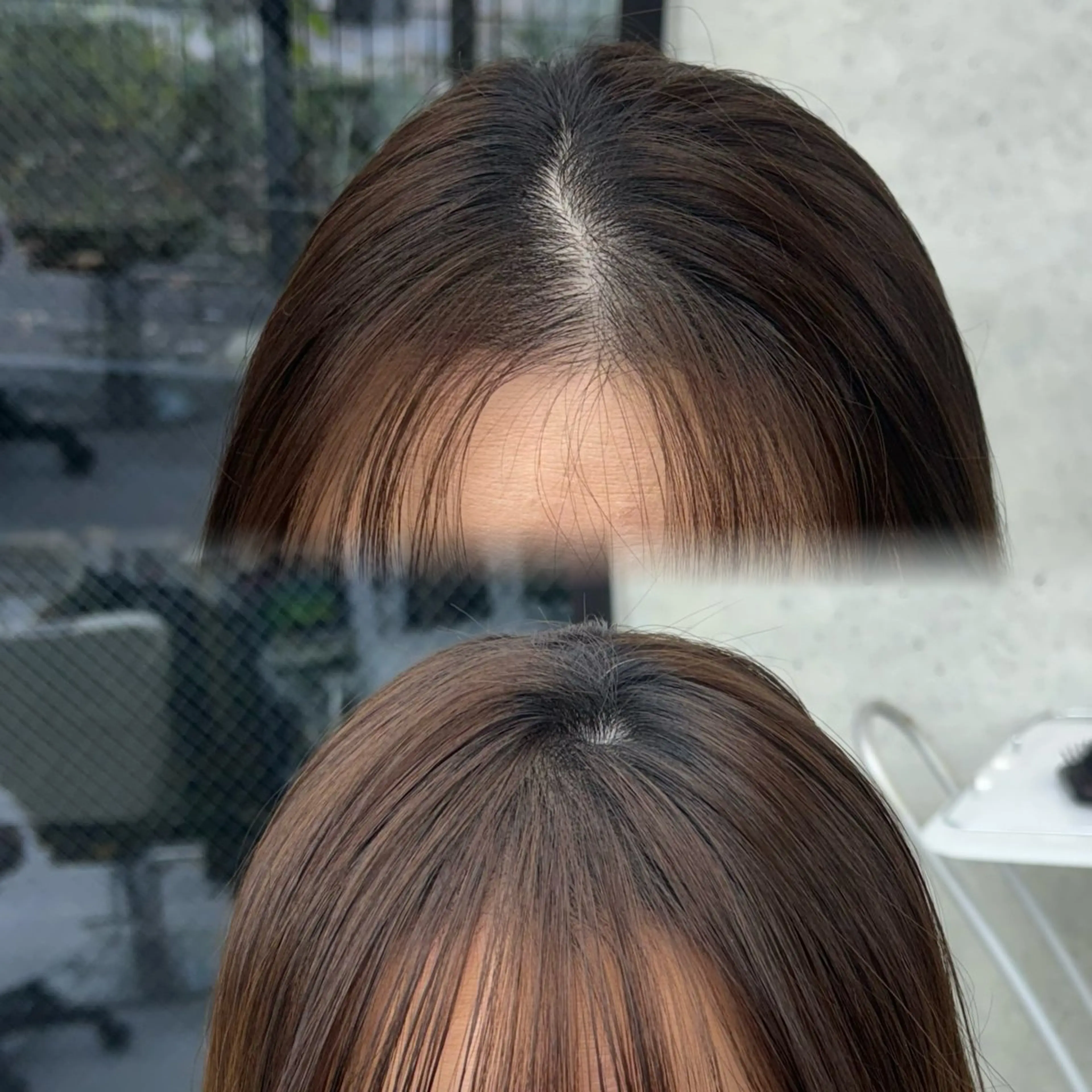 ミディアム mei / 艶カラー ミディアム レイヤーのヘアスタイル